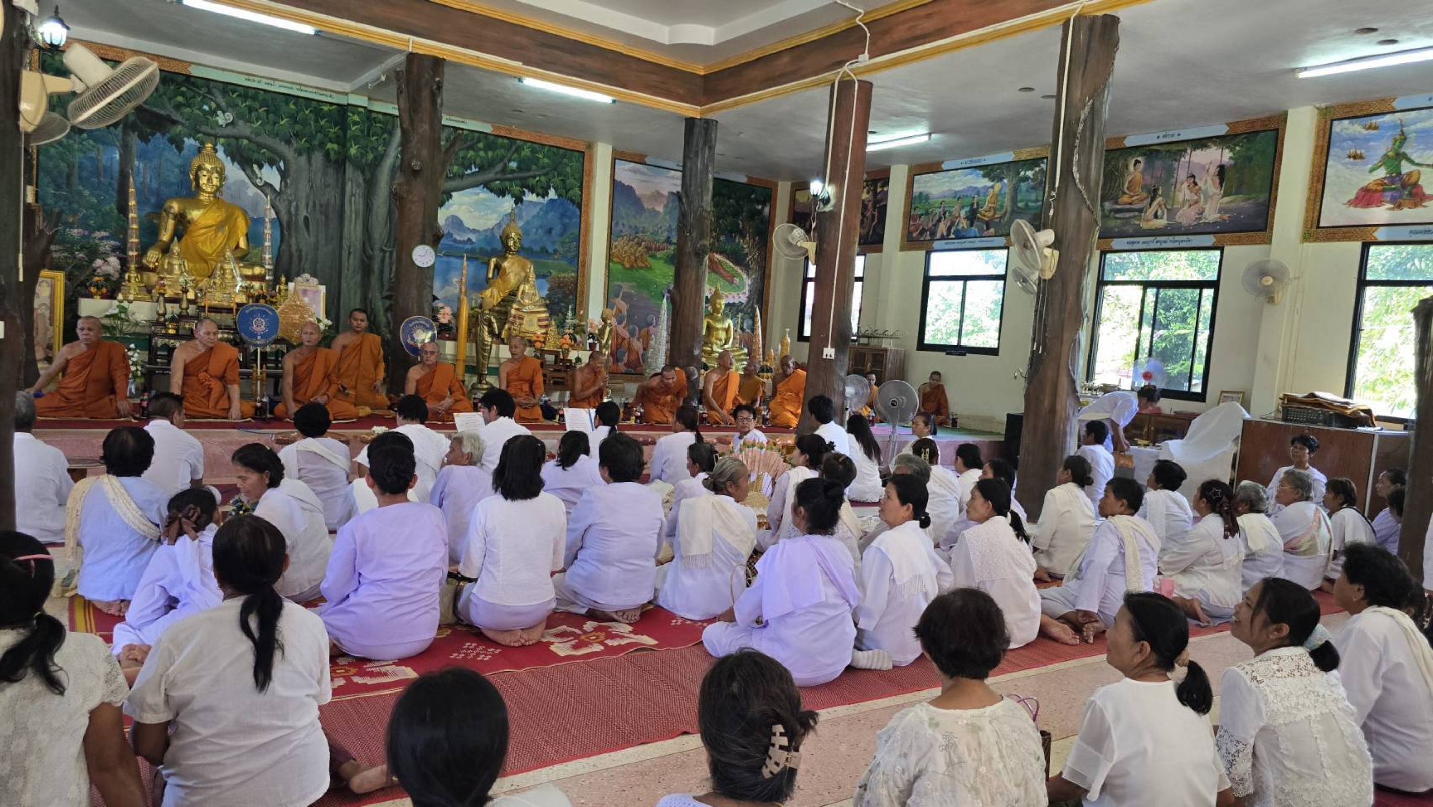 ภาพร่วมพิธีกรรมวัดทรงธรรมศรีสมัย