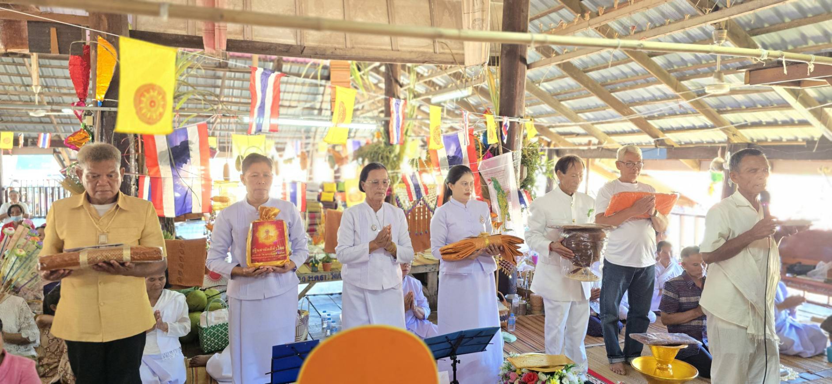 ภาพร่วมพิธีกรรมวัดศรีจูมพร