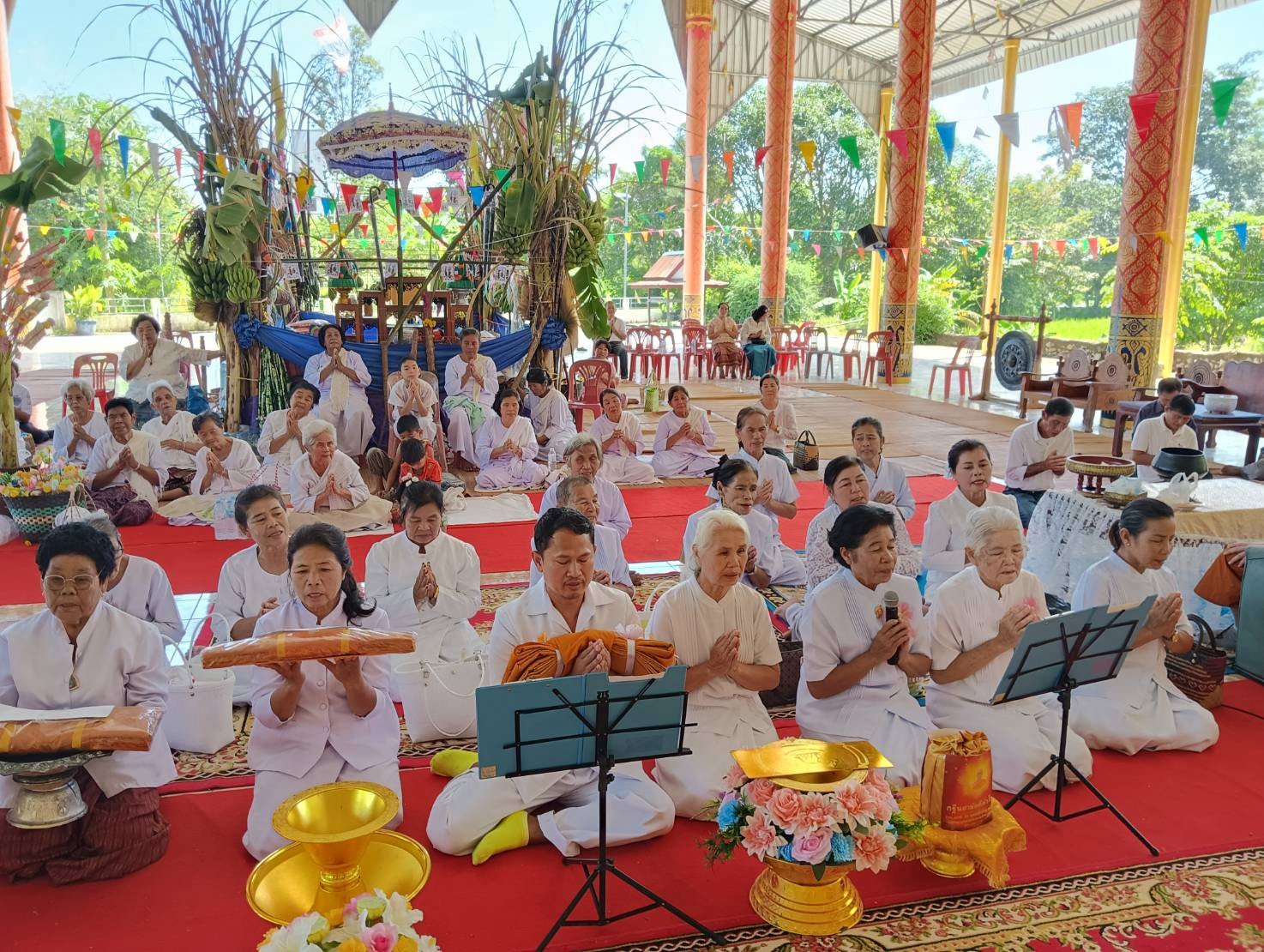 ภาพร่วมพิธีกรรมวัดศิริธรรมพัฒนา