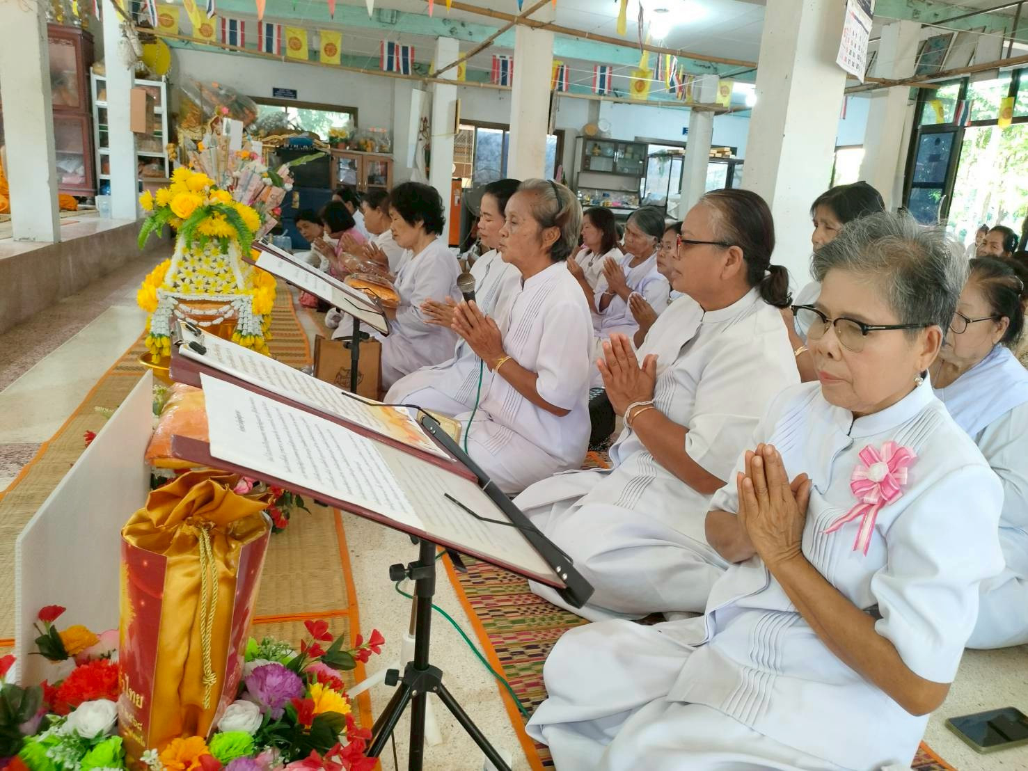 ภาพกล่าวคำถวายกฐินวัดโพธิ์ชัยสะอาด