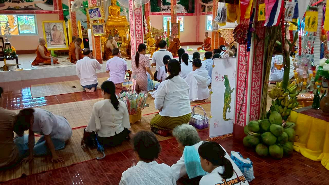 ภาพร่วมพิธีกรรมวัดศรีสุมังคล์