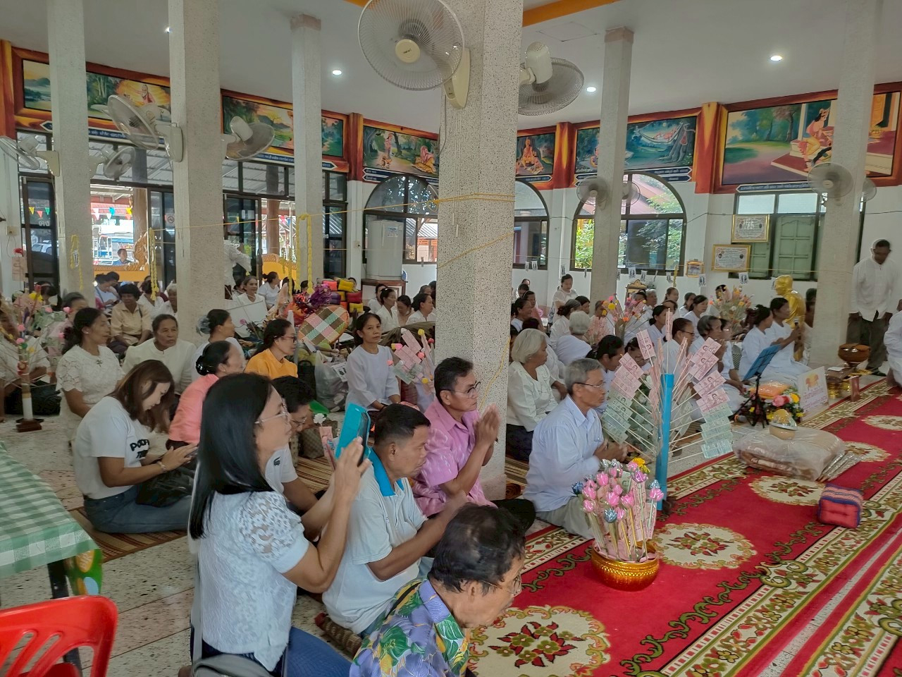 ภาพร่วมพิธีกรรมวัดทุ่งสว่างราษฎร์บำรุง