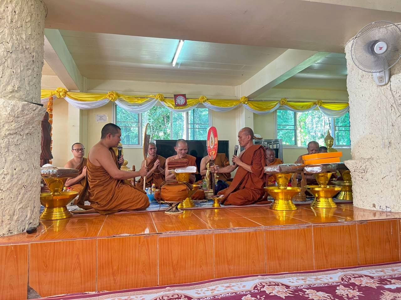 ภาพร่วมพิธีกรรมวัดป่าคำไก่แก้ว