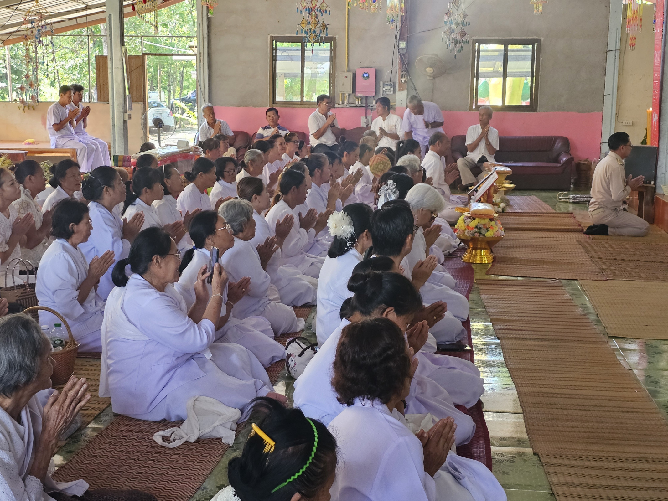 ภาพร่วมพิธีกรรมวัดป่าอรุโณธรรม