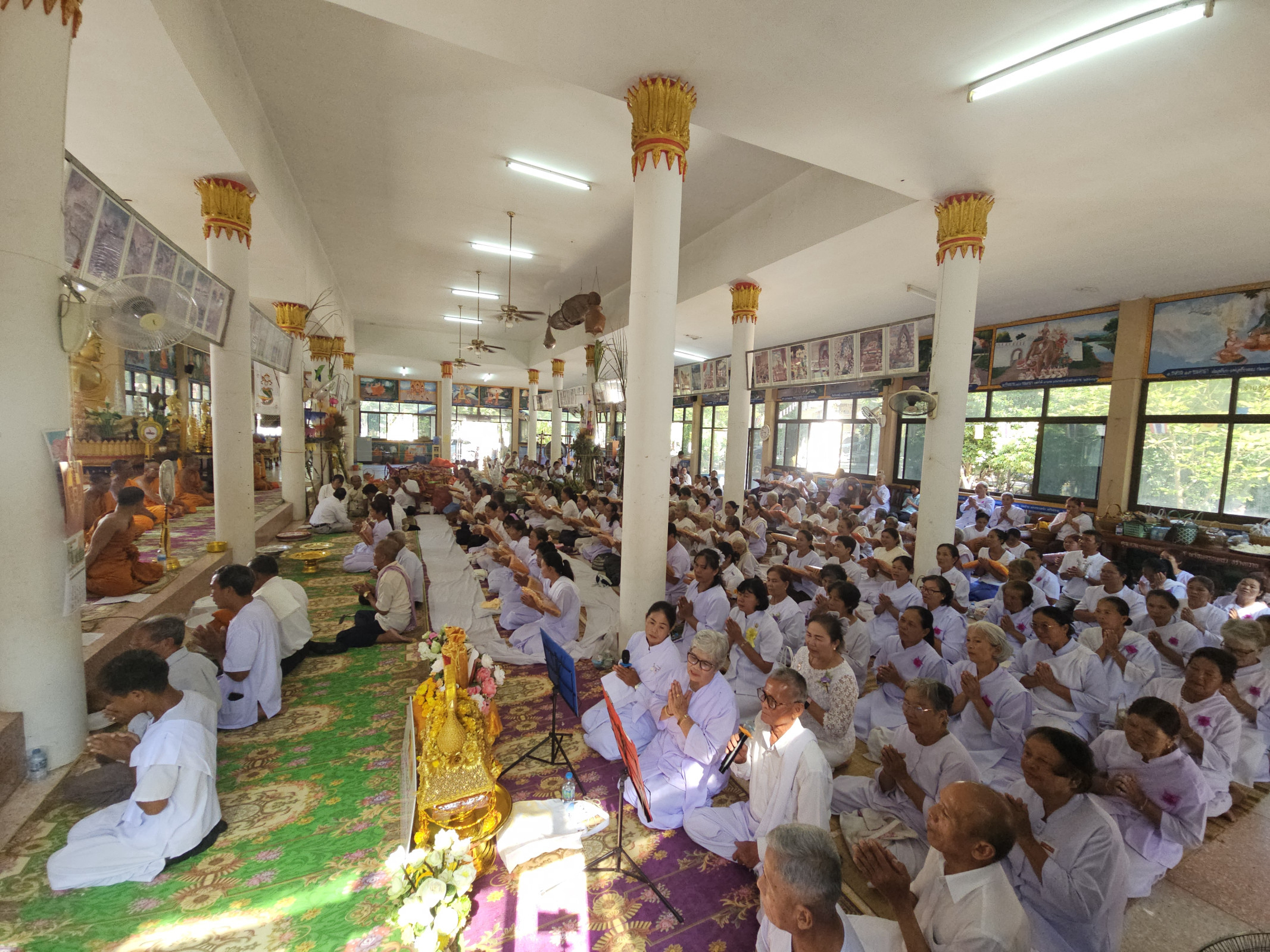 ภาพร่วมพิธีกรรมวัดราษฎร์สามัคคี