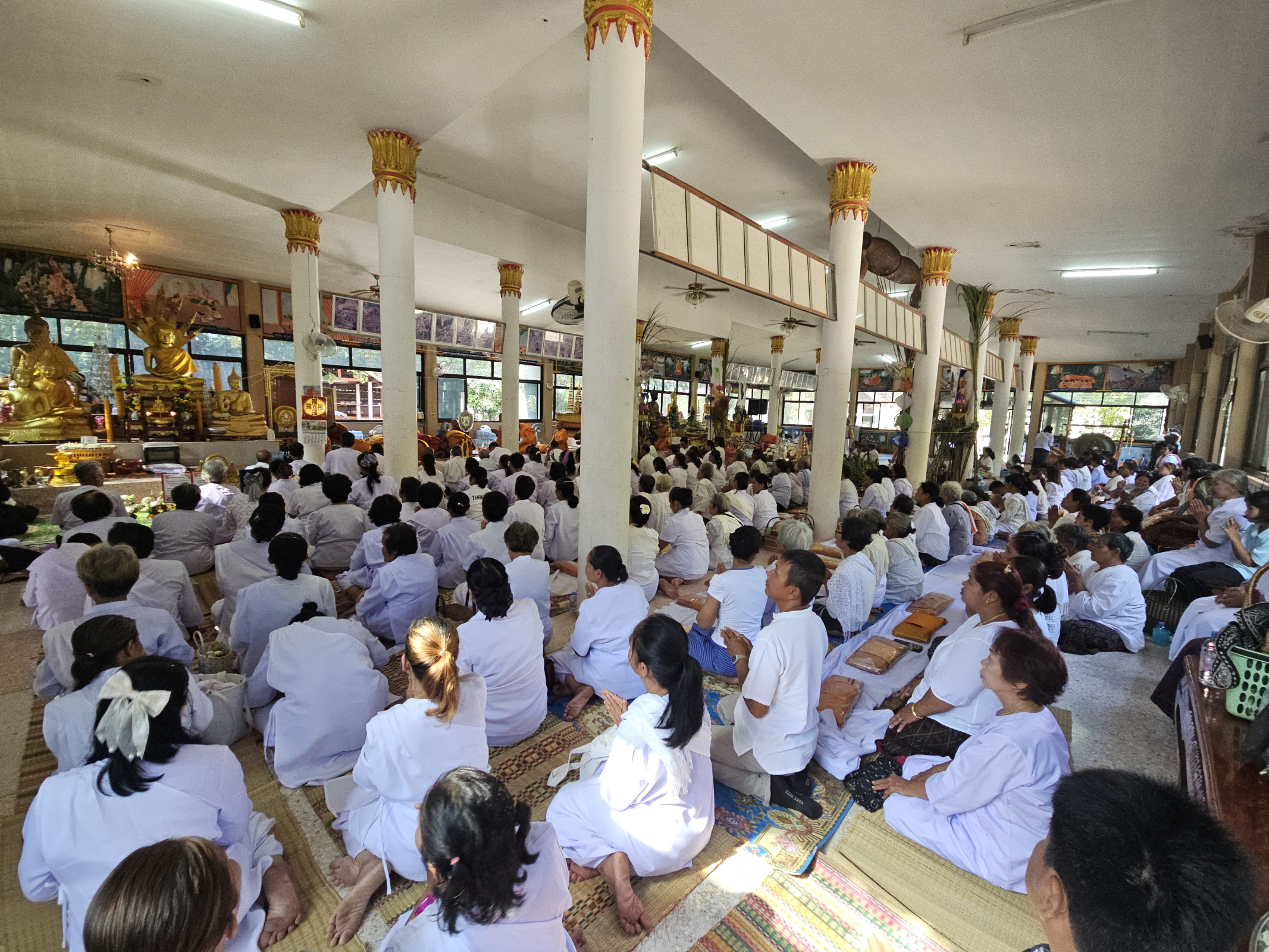 ภาพร่วมพิธีกรรมวัดราษฎร์สามัคคี