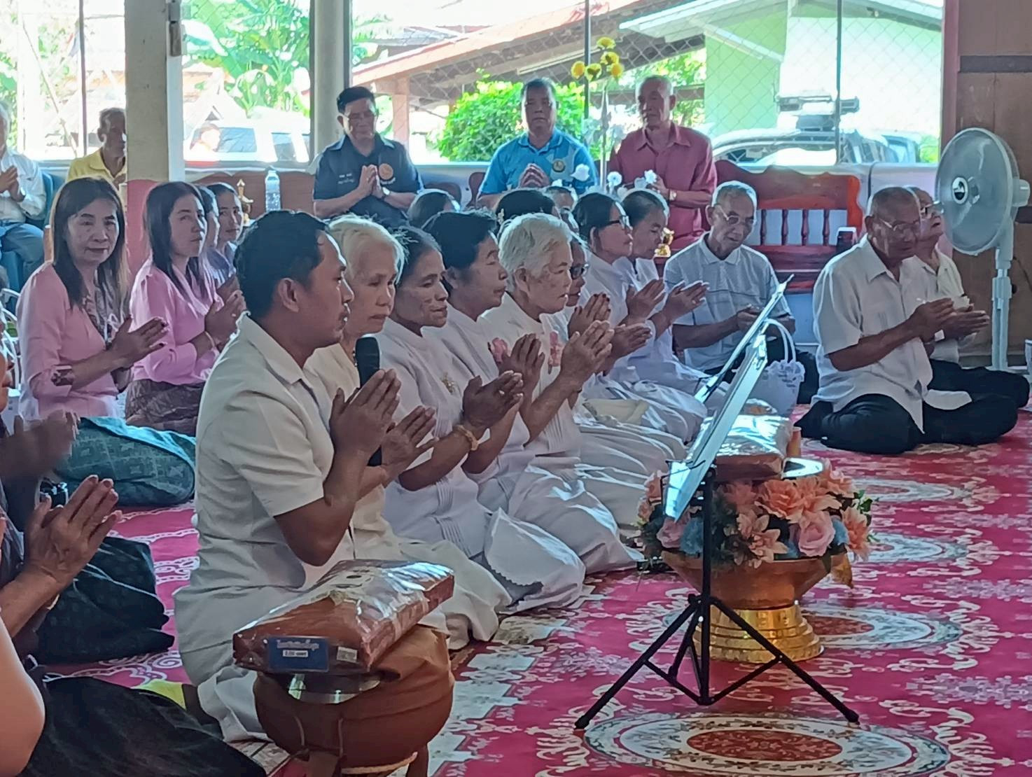 ภาพร่วมพิธีกรรมวัดสามัคคีเจริญธรรม