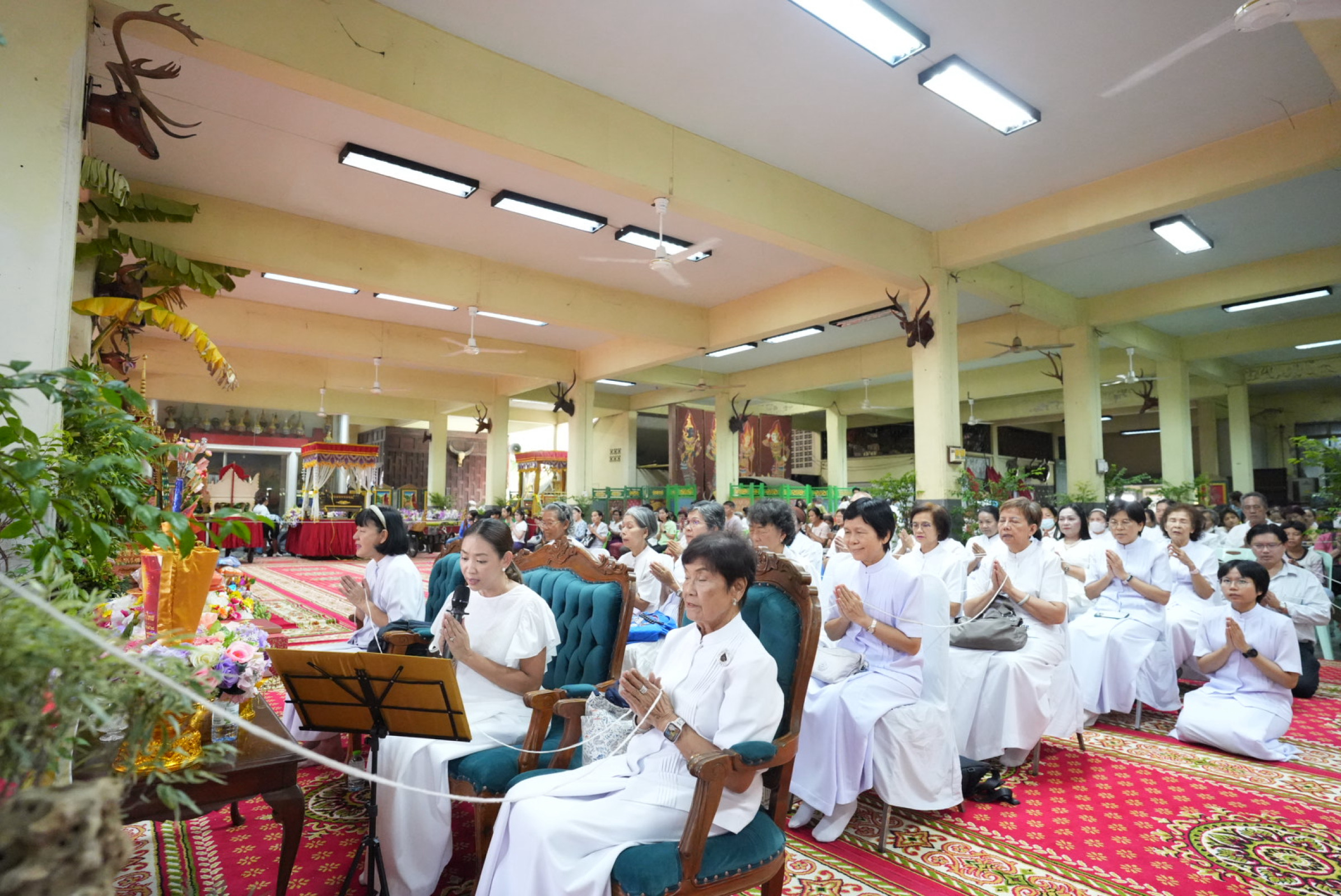 ภาพกล่าวคำถวายกฐินวัดคลองเตยใน