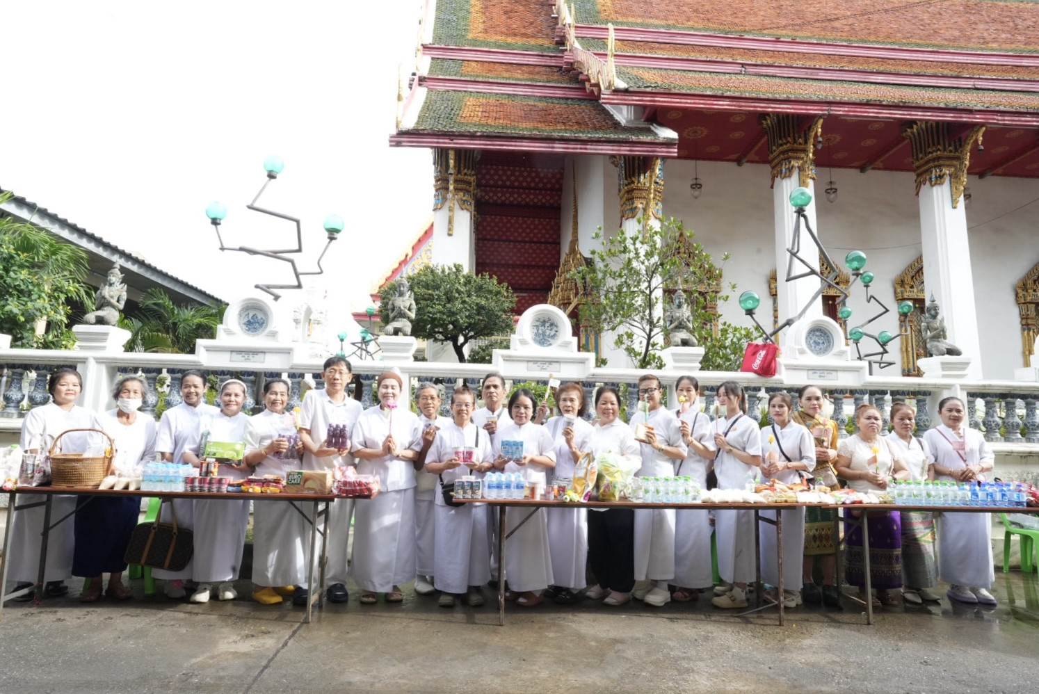 ภาพร่วมพิธีกรรมวัดคลองเตยใน