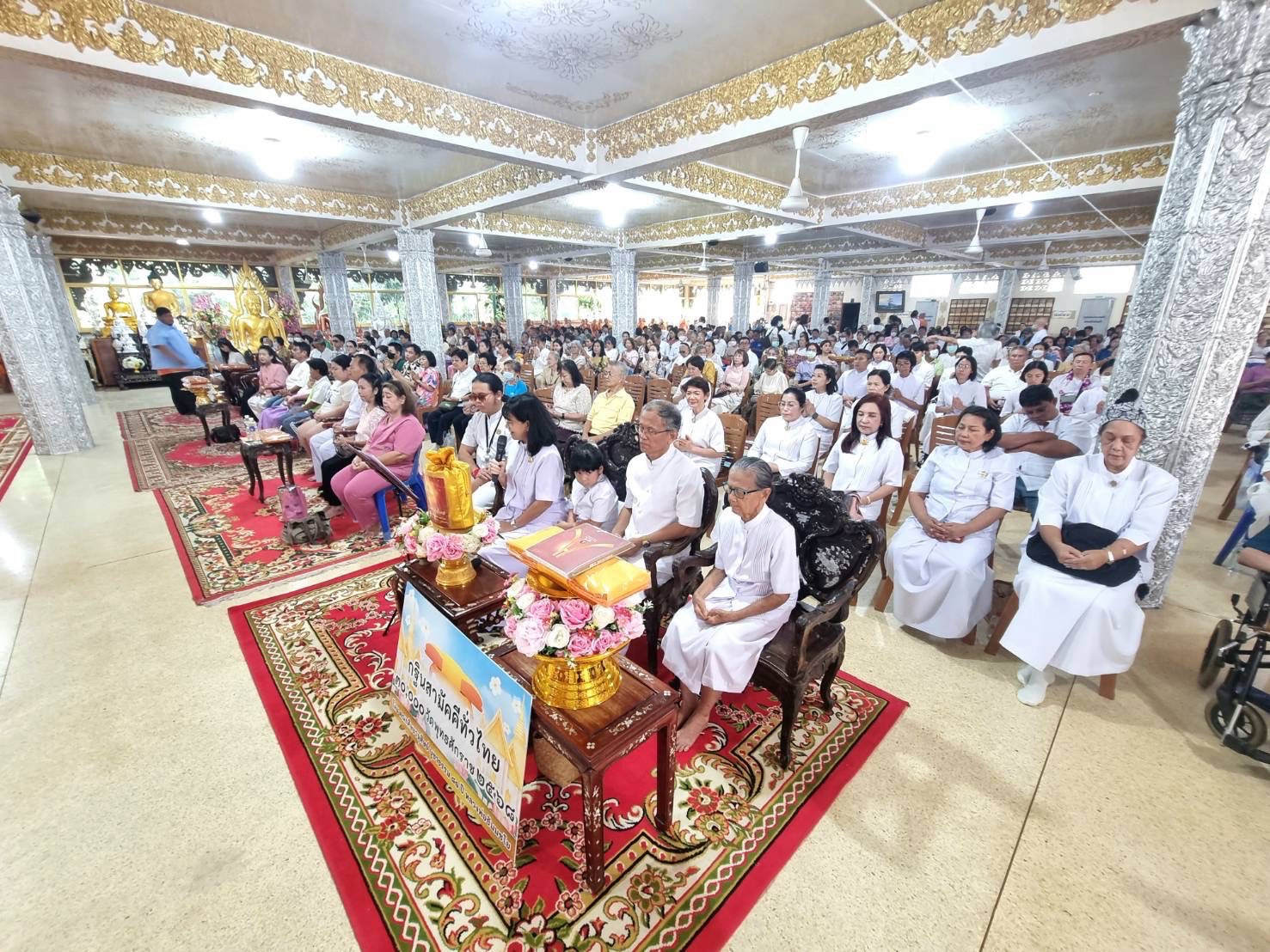 ภาพร่วมพิธีกรรมวัดสุวรรณประสิทธิ์