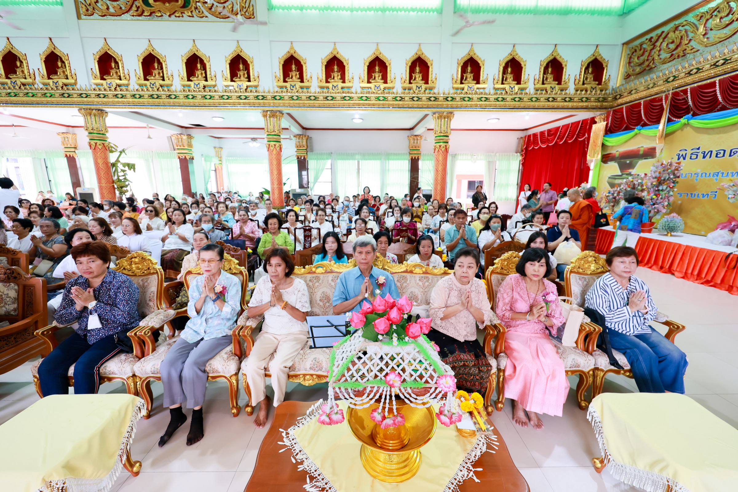 ภาพร่วมพิธีกรรมวัดทัศนารุณสุนทริการาม