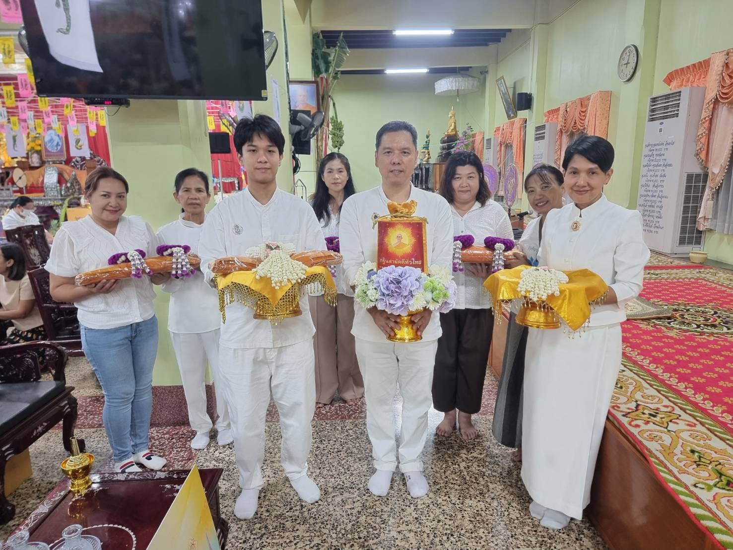 ภาพร่วมขบวนกฐินวัดนวลจันทร์