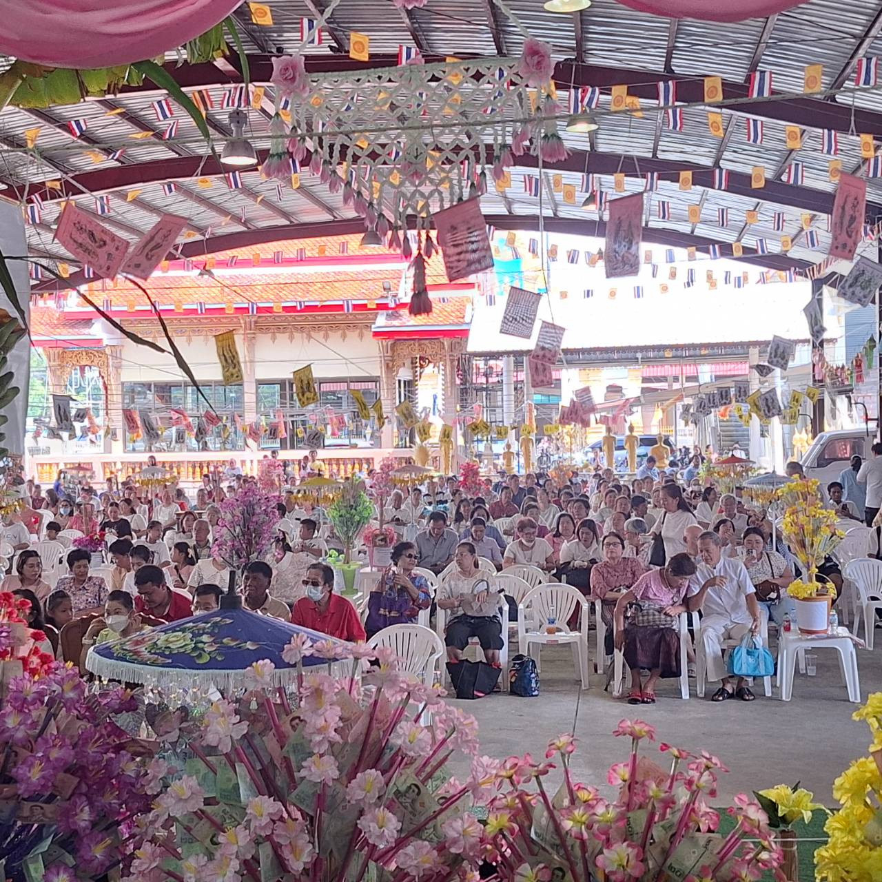 ภาพร่วมพิธีกรรมวัดบำรุงรื่น