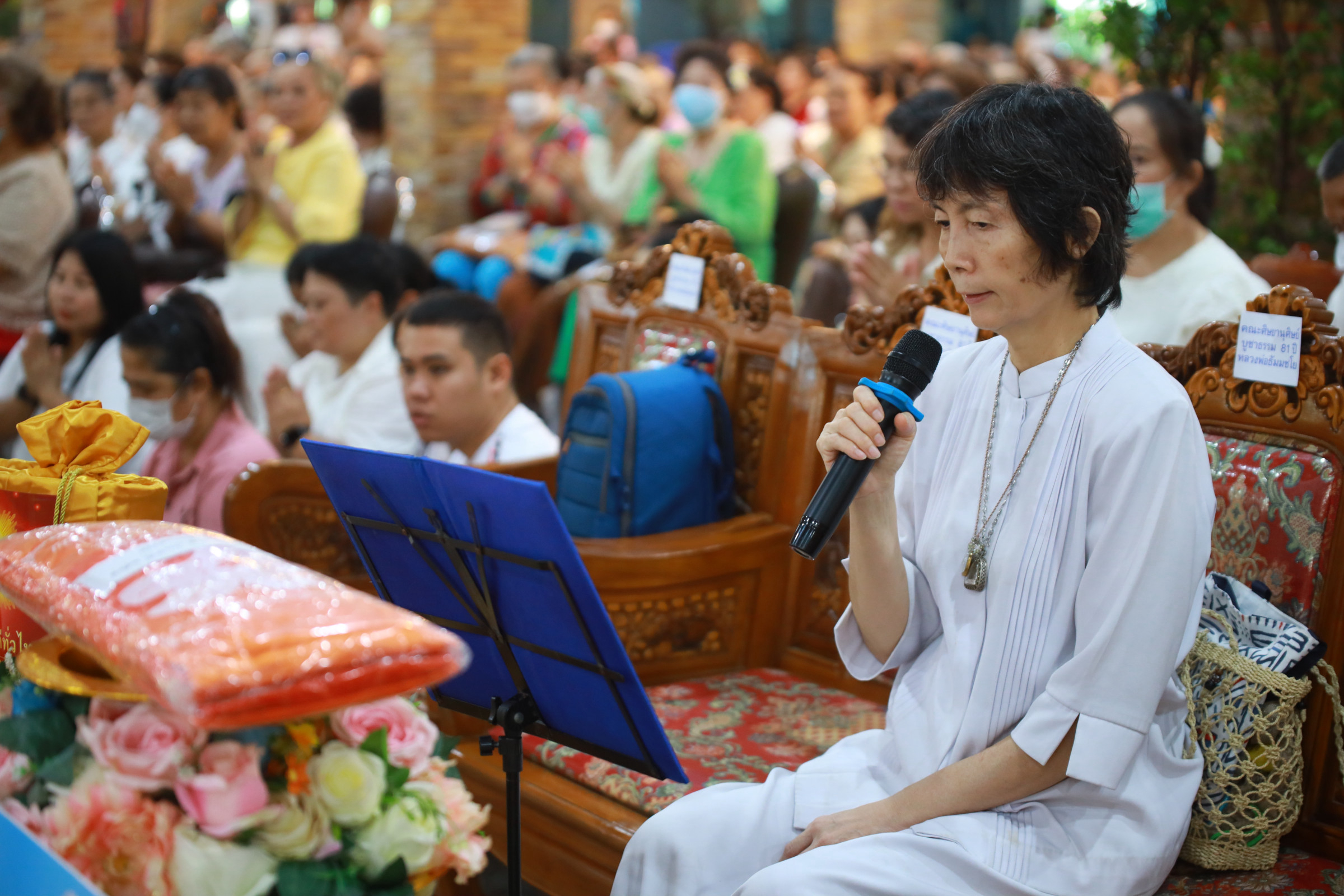 ภาพร่วมพิธีกรรมวัดราษฎร์นิยมธรรม