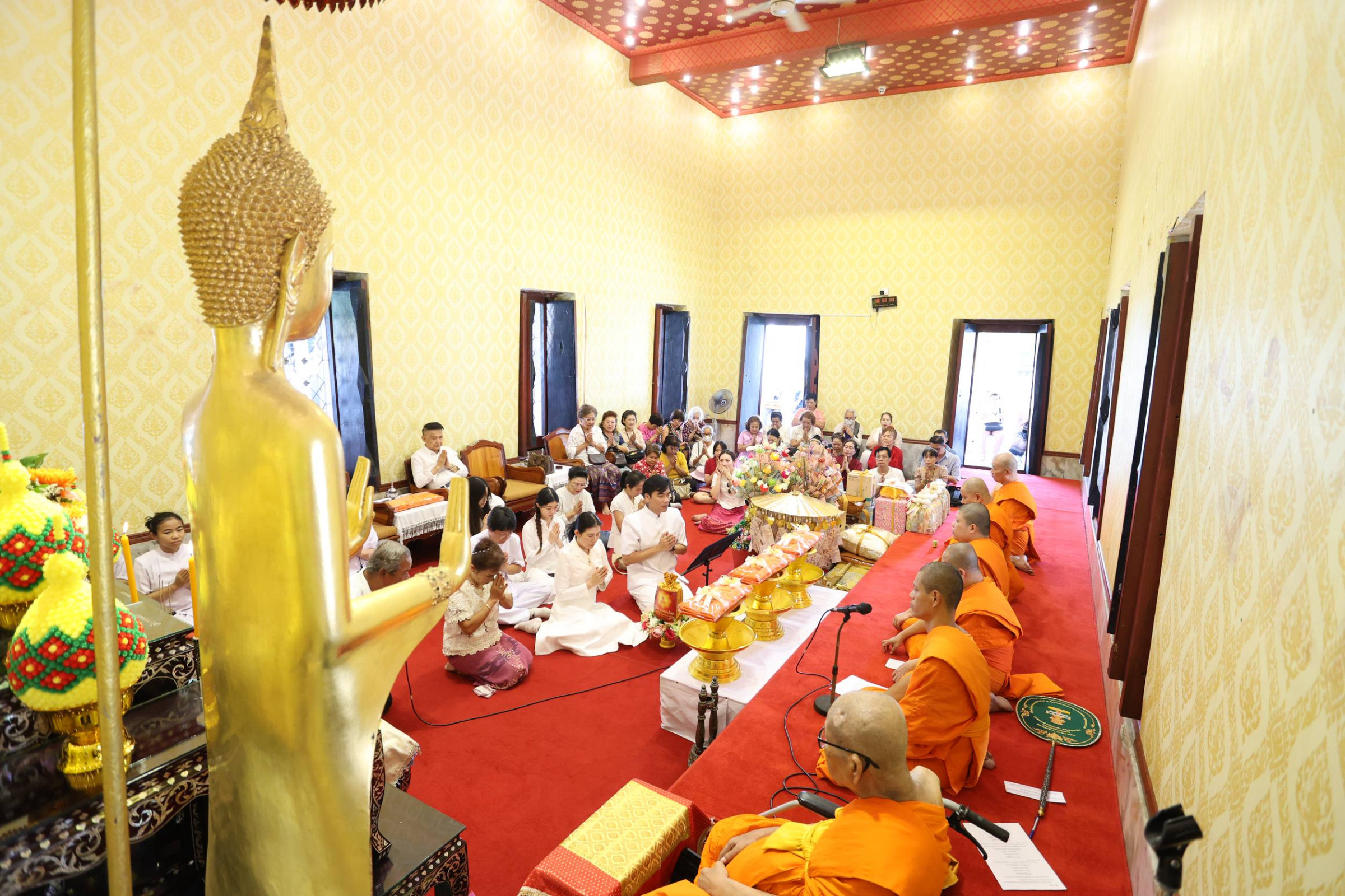 ภาพร่วมพิธีกรรมวัดบางขุนนนท์