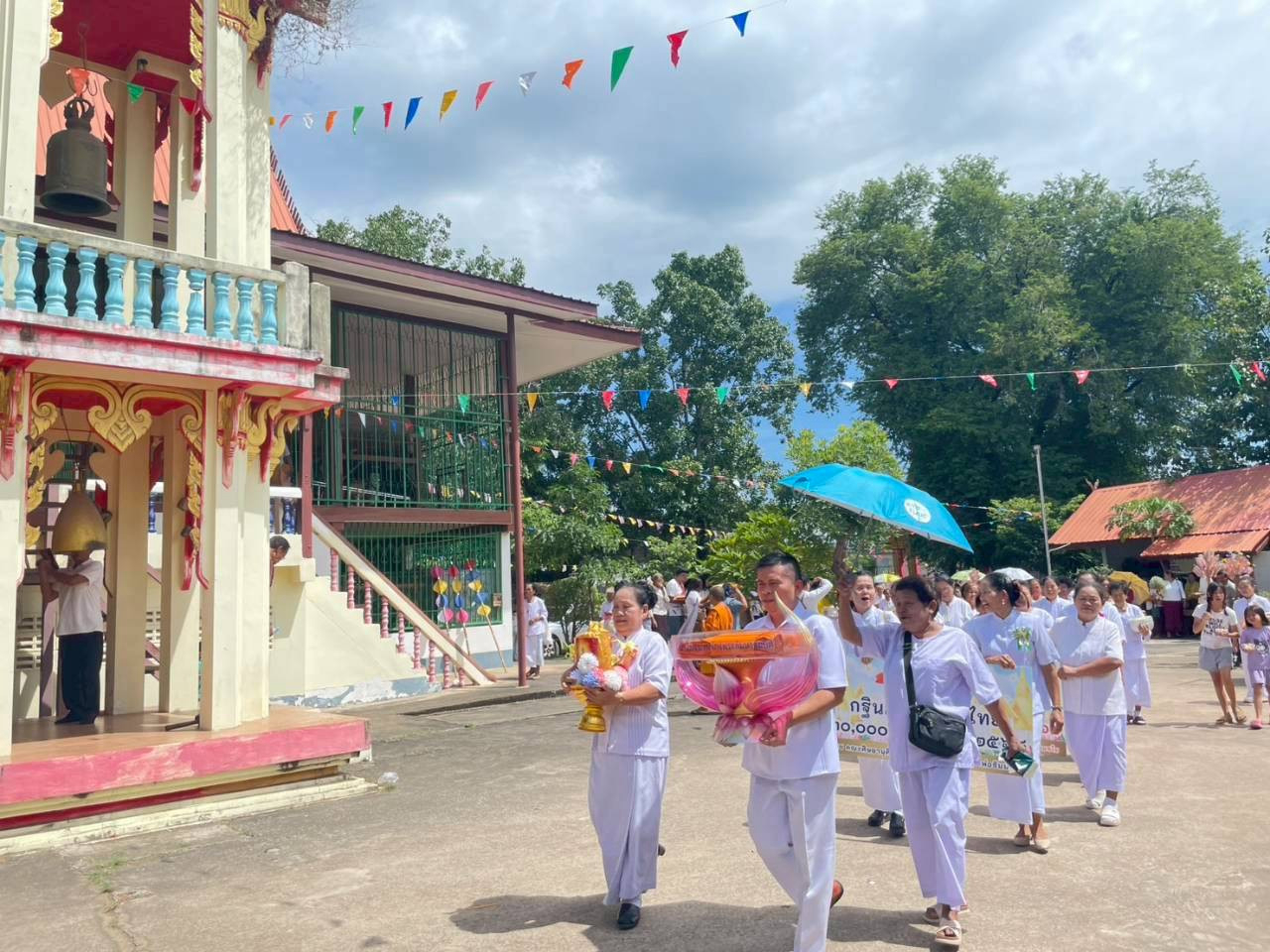 ภาพร่วมขบวนกฐินวัดอุดมวิทยา