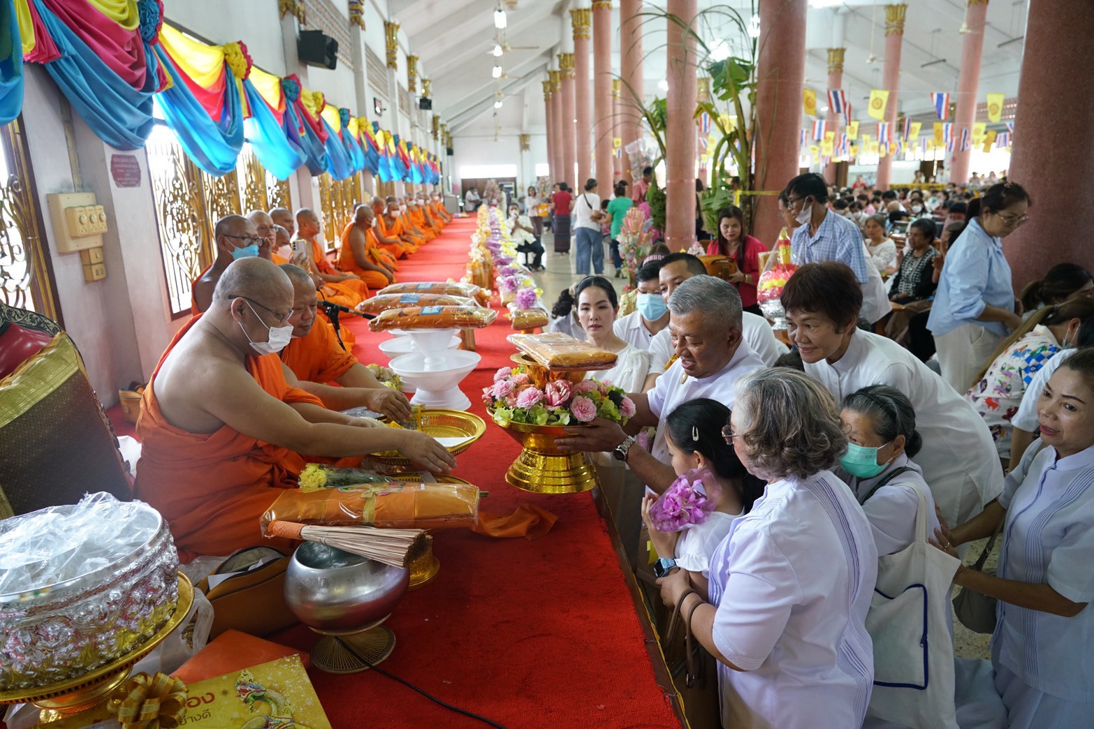 ภาพร่วมพิธีกรรมวัดอยู่ดีบำรุงธรรม