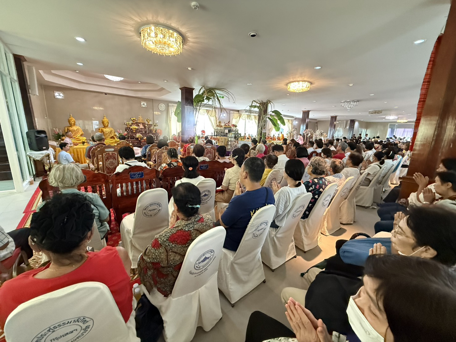 ภาพร่วมพิธีกรรมวัดประดู่ธรรมาธิปัตย์