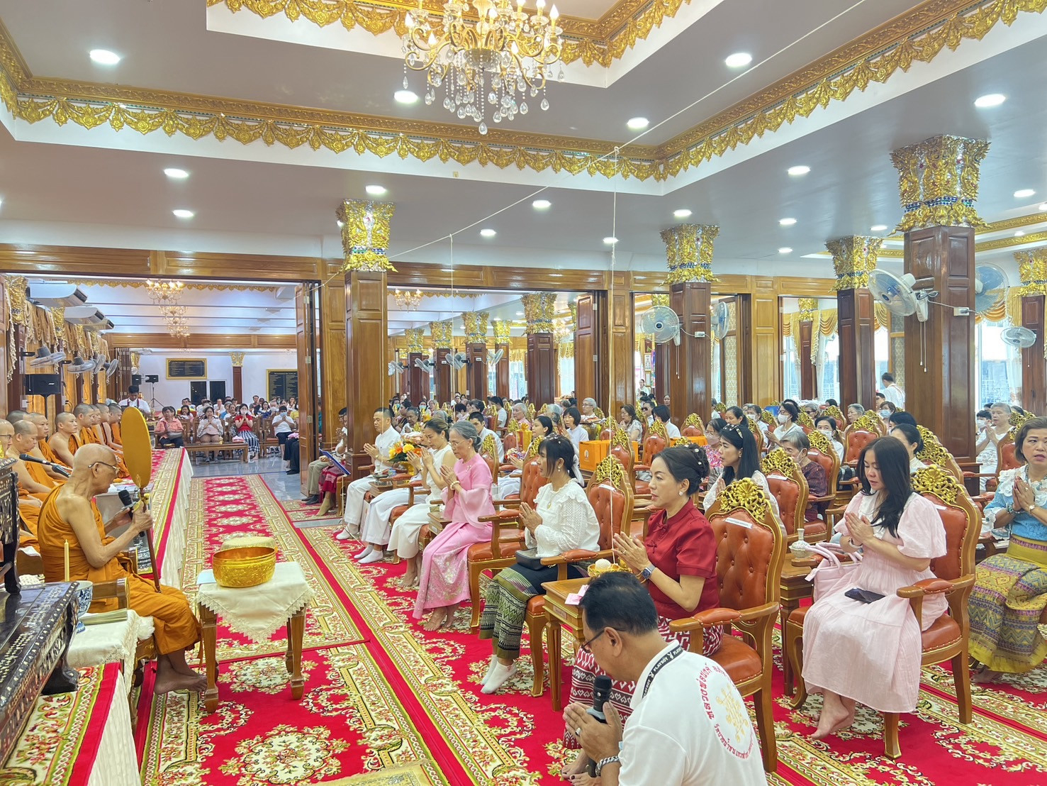 ภาพร่วมพิธีกรรมวัดบางน้ำชน