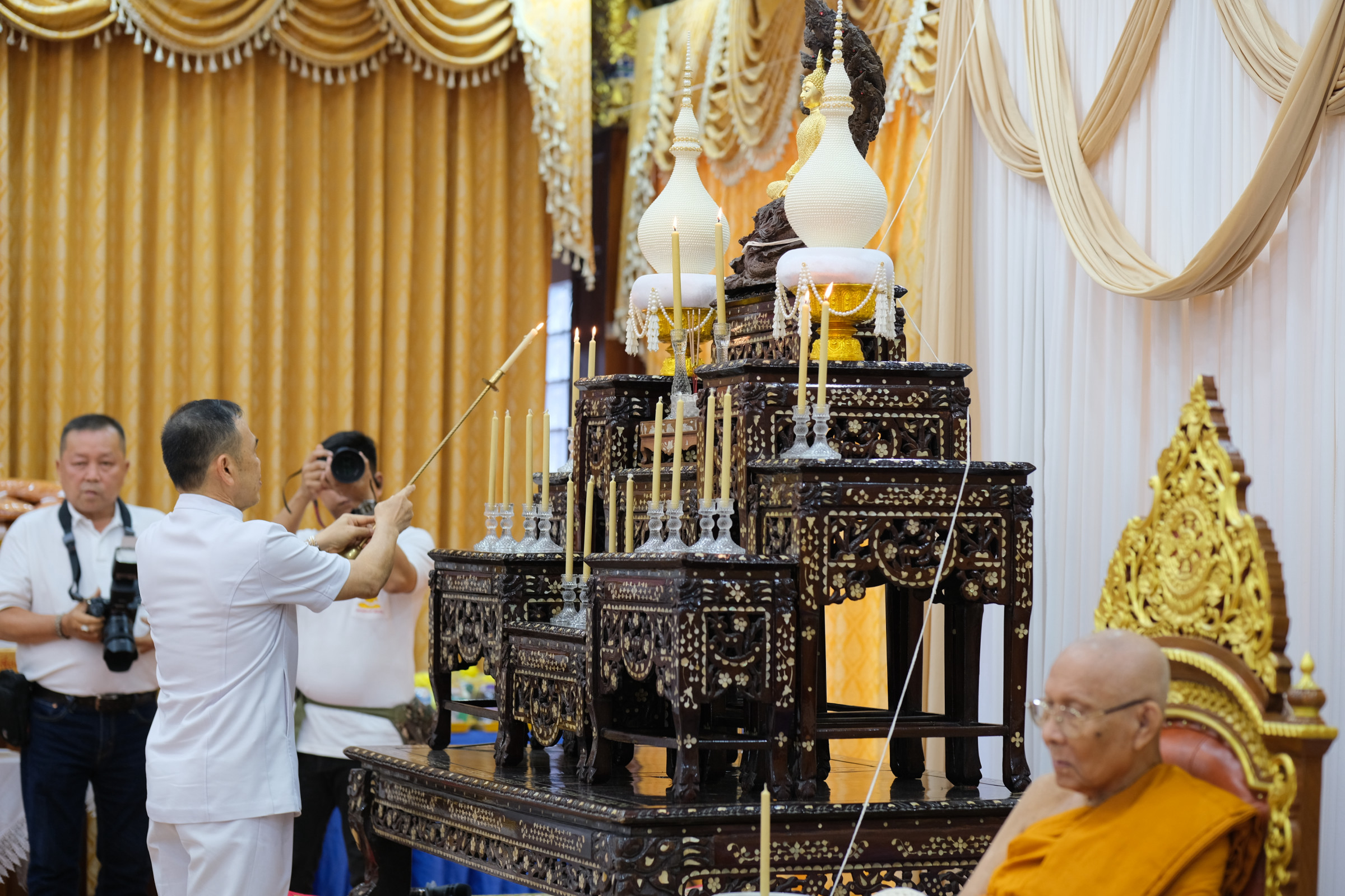 ภาพร่วมพิธีกรรมวัดบางน้ำชน