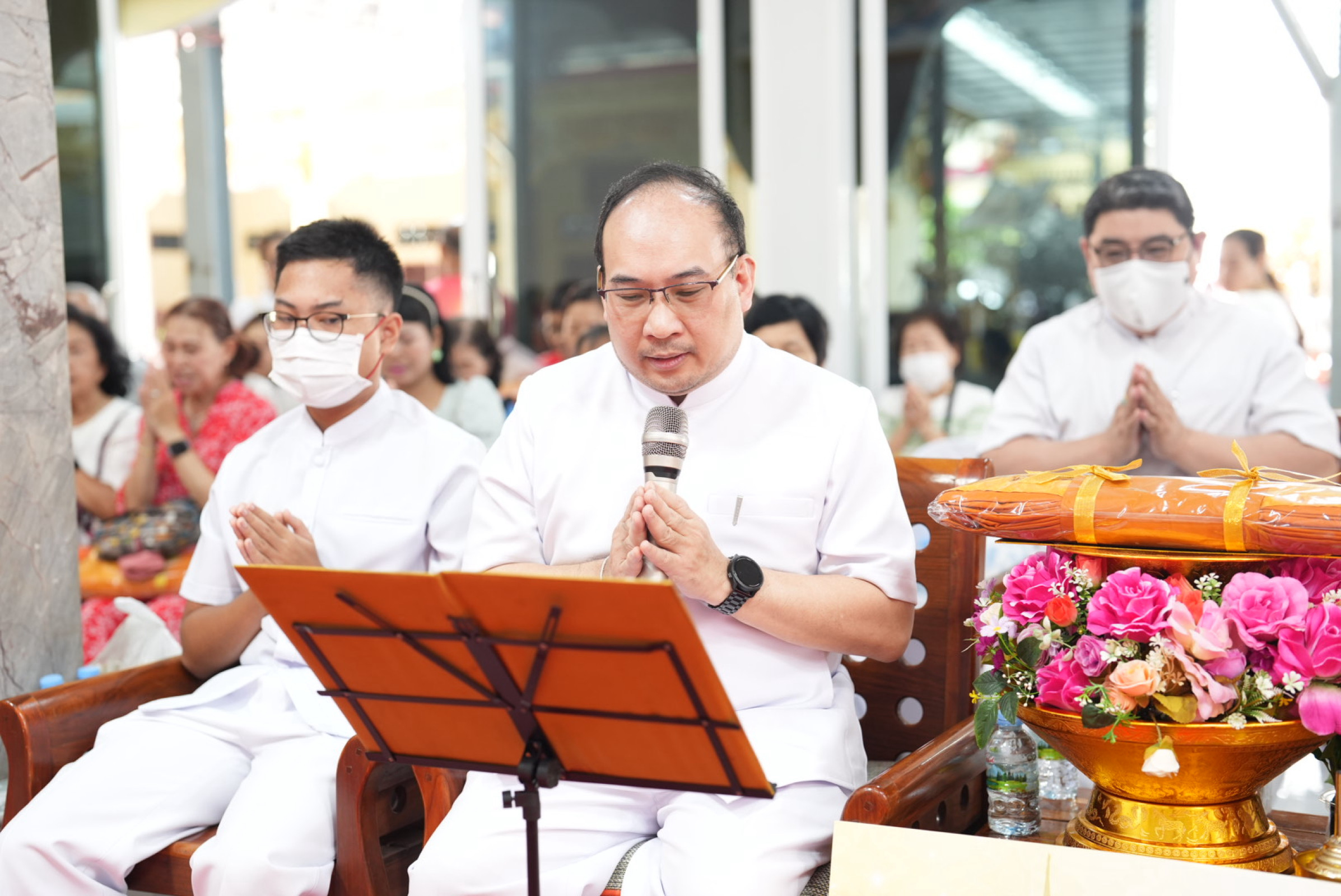 ภาพกล่าวคำถวายกฐินวัดดอกไม้