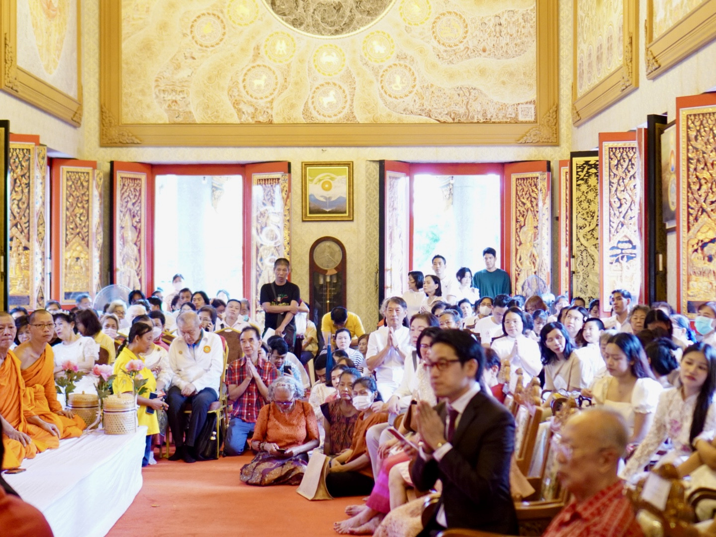 ภาพร่วมพิธีกรรมวัดสุทธิวราราม