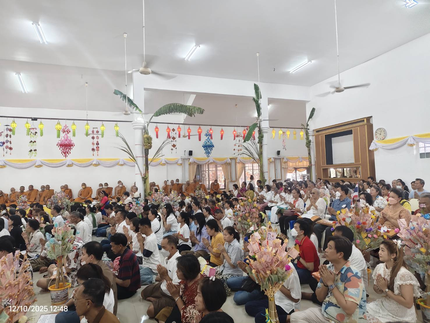 ภาพร่วมพิธีกรรมวัดสัมมาชัญญาวาส