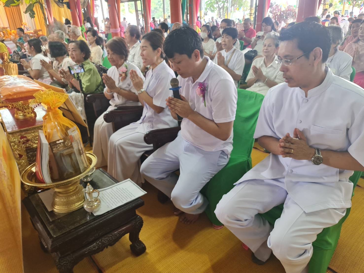 ภาพร่วมพิธีกรรมวัดประชาบำรุง