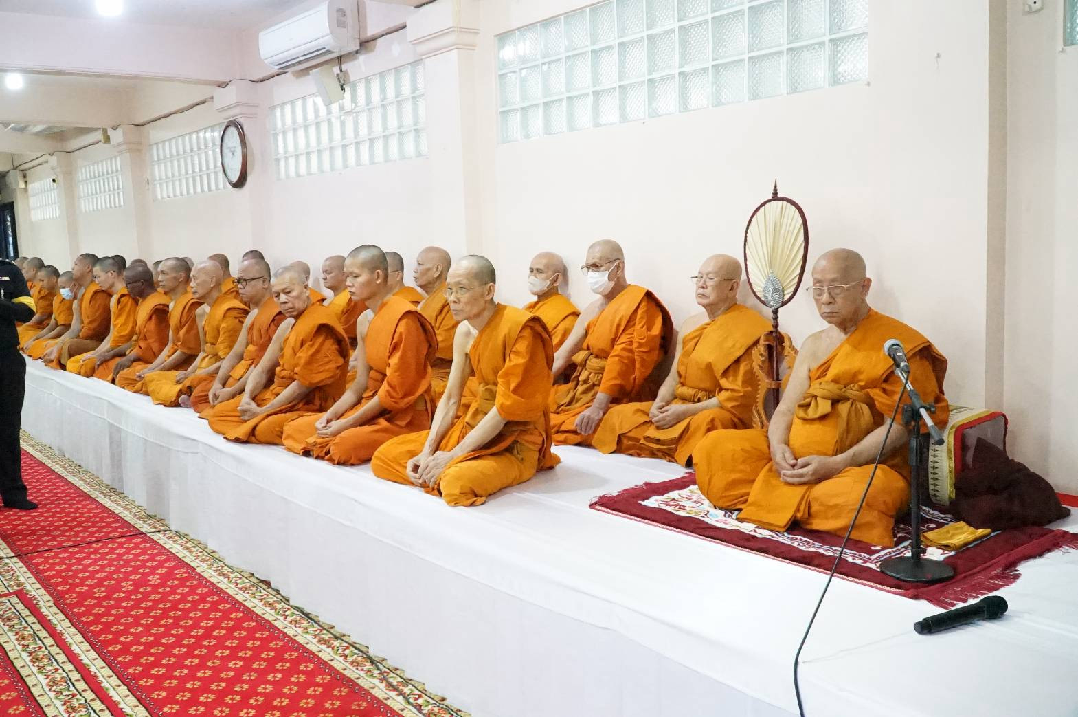 ภาพร่วมพิธีกรรมวัดประสาทบุญญาวาส