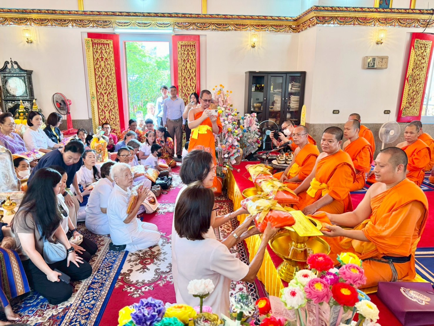ภาพร่วมพิธีกรรมวัดเรืองยศสุทธาราม