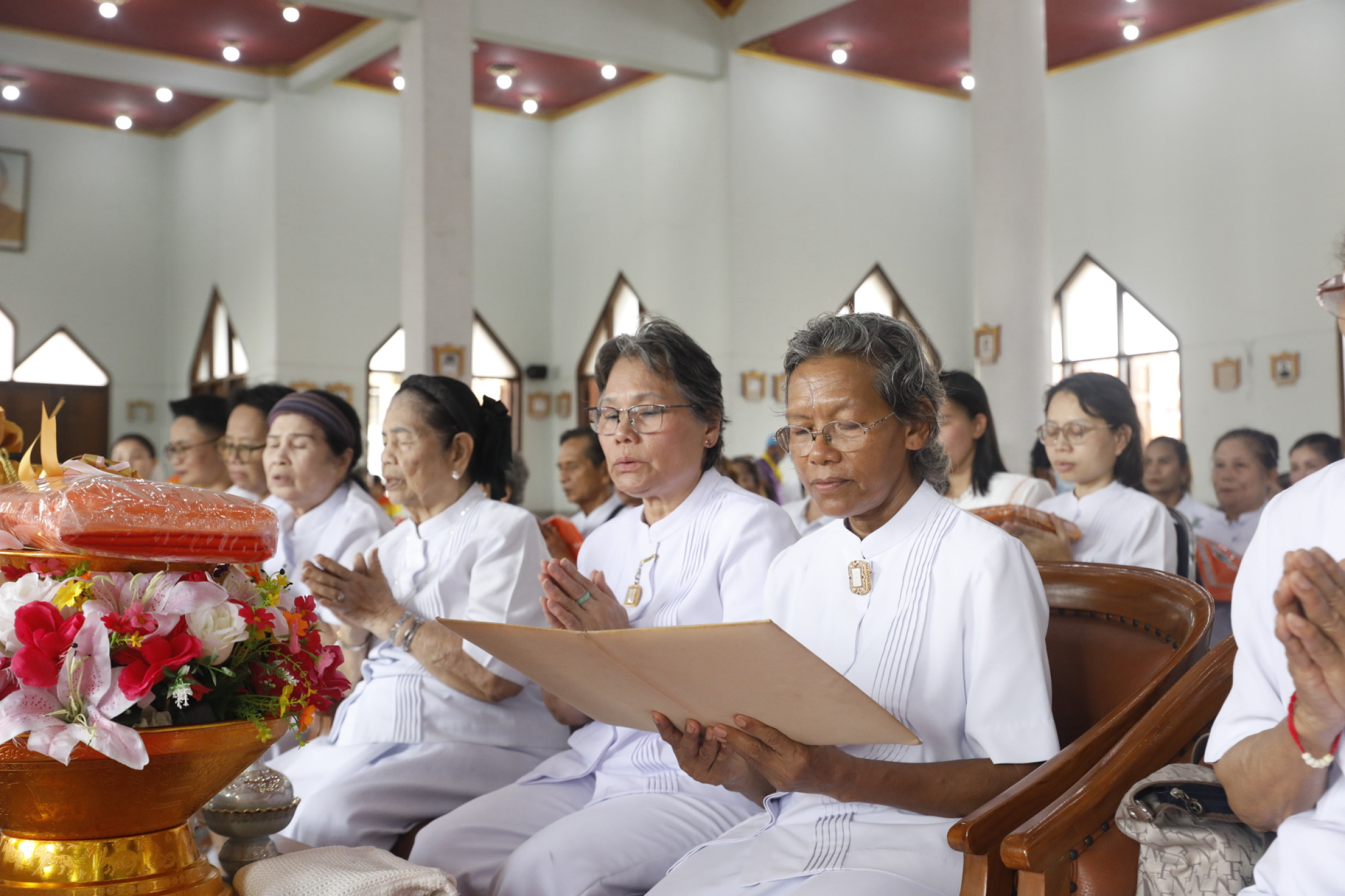 ภาพกล่าวคำถวายกฐินวัดคลองเตยนอก