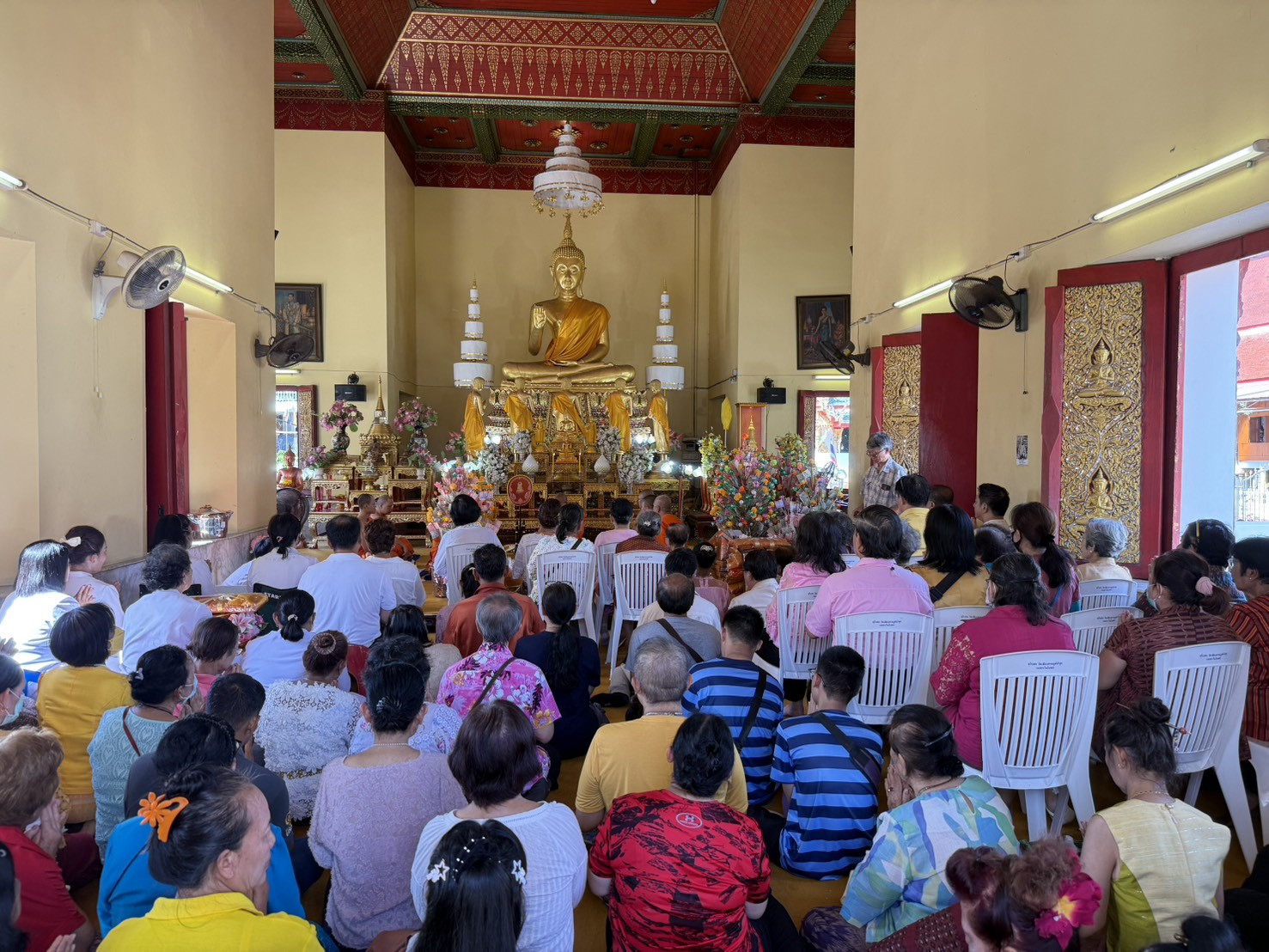 ภาพร่วมพิธีกรรมวัดเลียบราษฎร์บำรุง