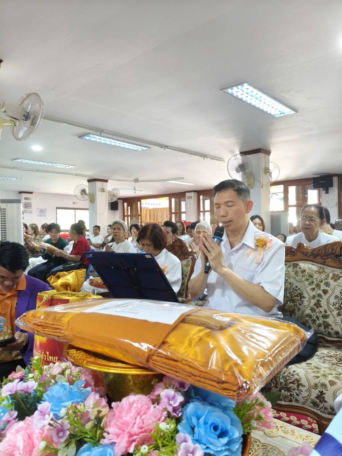 ภาพกล่าวคำถวายกฐินวัดบางมดโสธราราม