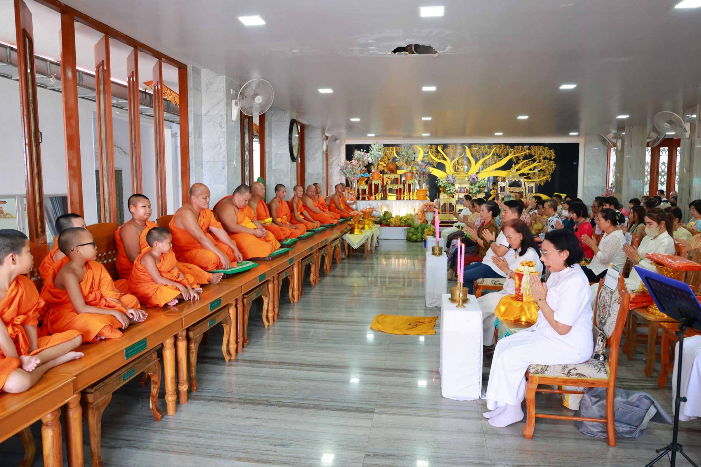 ภาพร่วมพิธีกรรมวัดโตนด