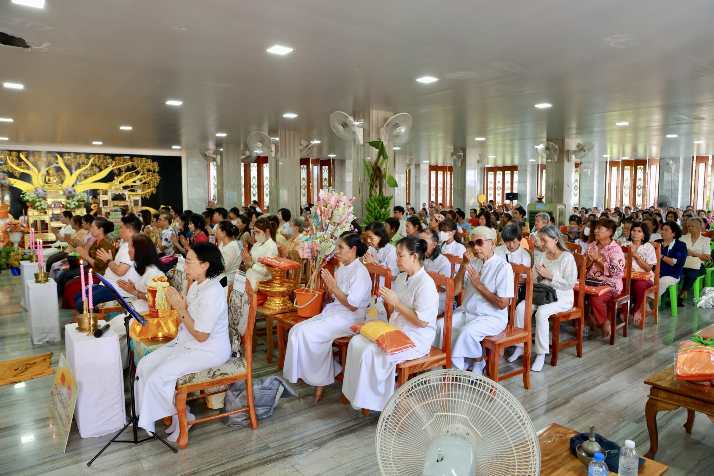 ภาพร่วมพิธีกรรมวัดโตนด