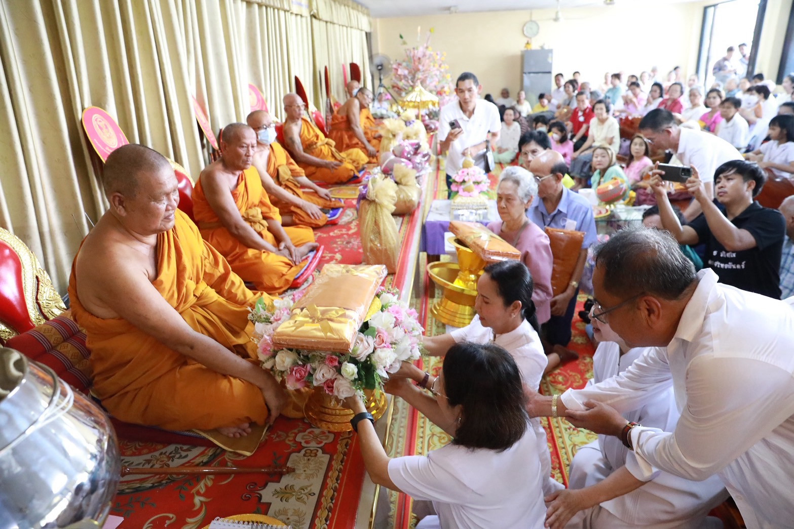ภาพร่วมพิธีกรรมวัดตะเข้ (โคกพระเถร)