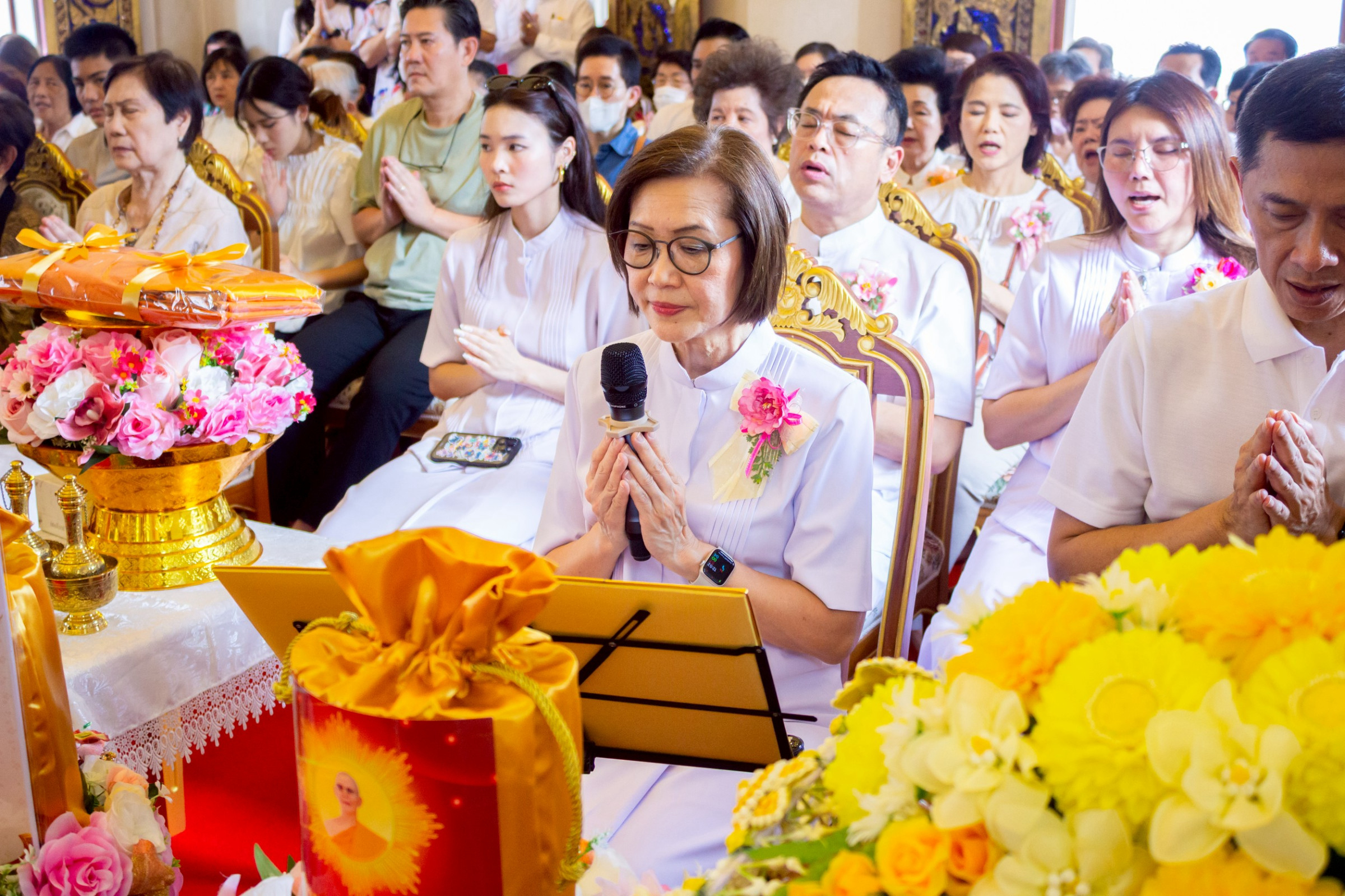 ภาพกล่าวคำถวายกฐินวัดคณิกาผล