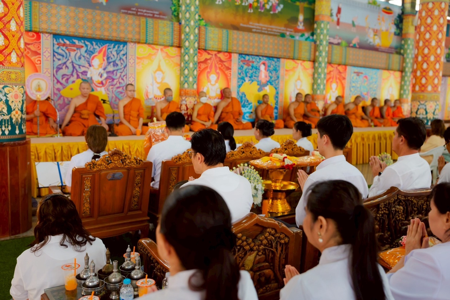 ภาพร่วมพิธีกรรมวัดครุนอก