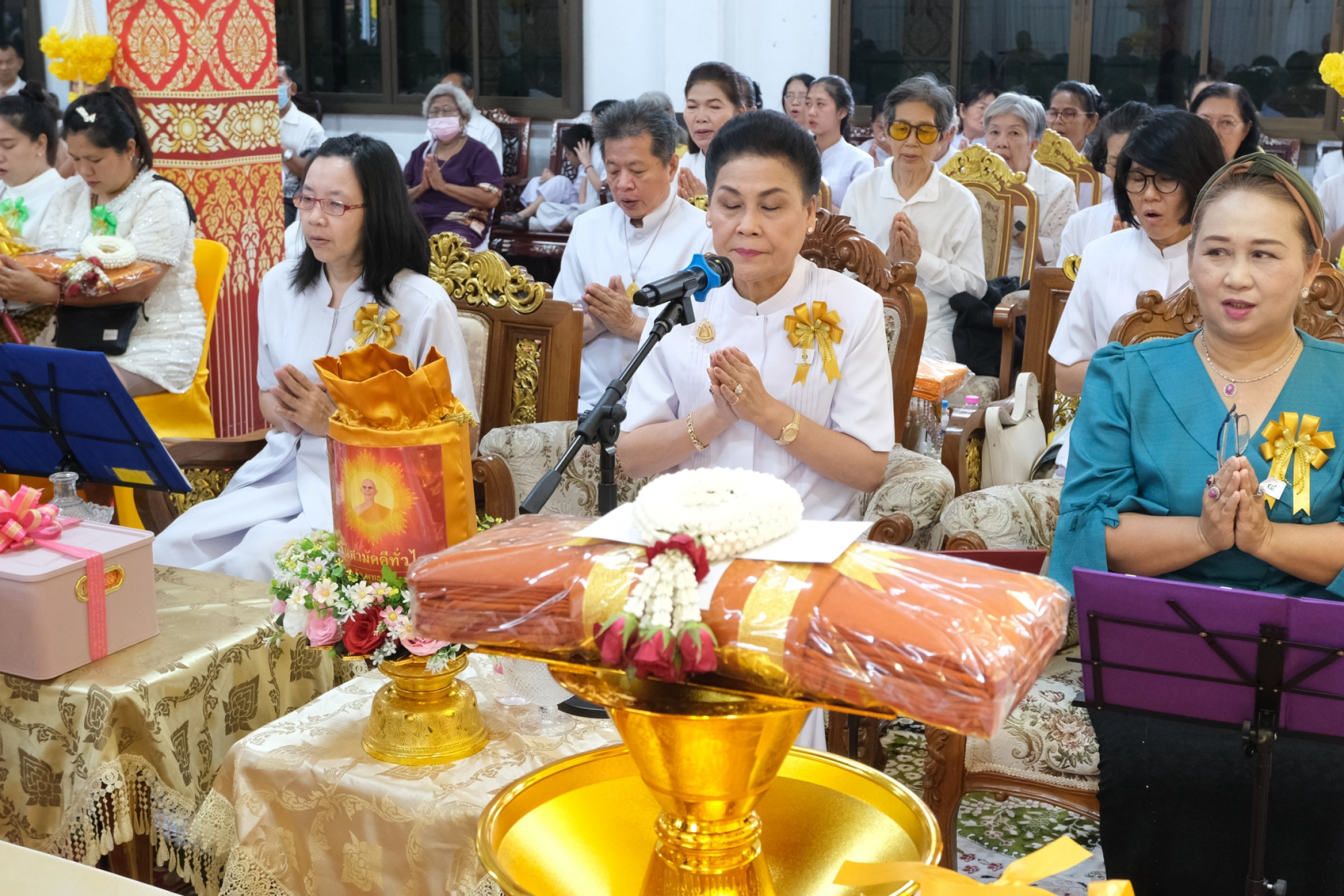 ภาพกล่าวคำถวายกฐินวัดมหาวงษ์