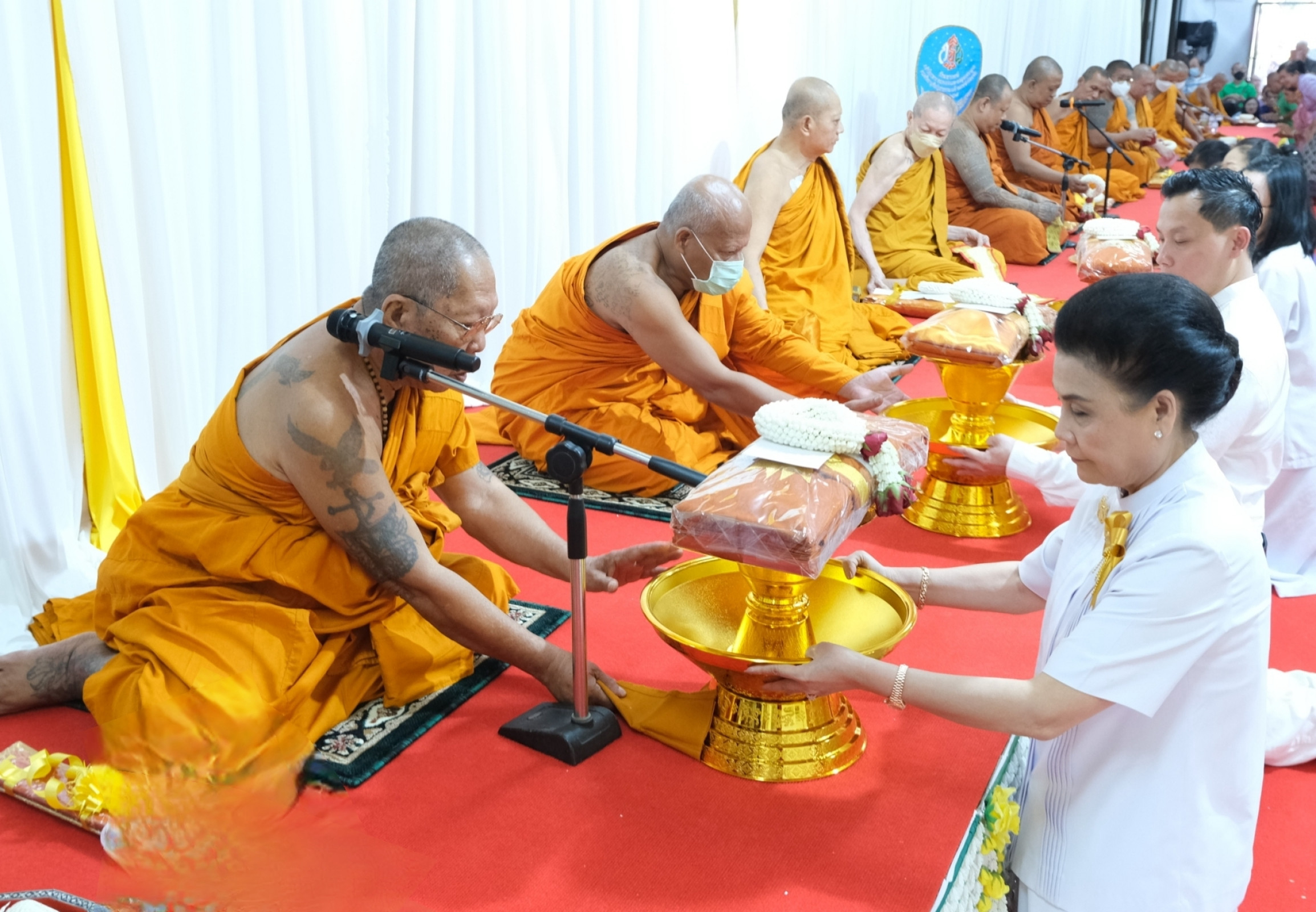 ภาพร่วมพิธีกรรมวัดมหาวงษ์