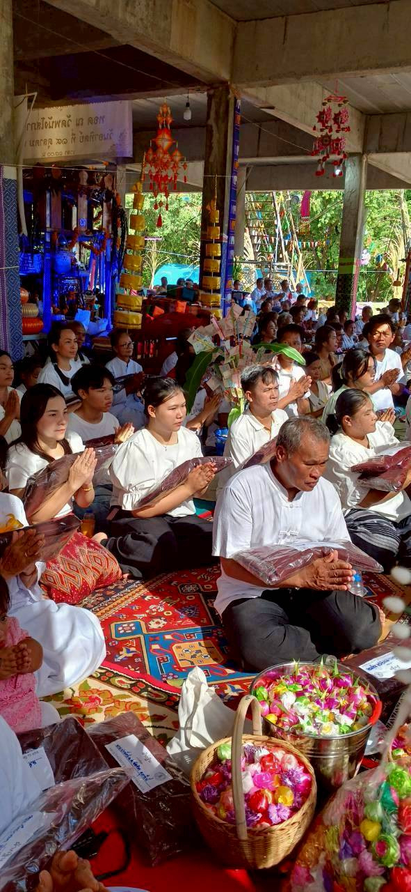 ภาพร่วมพิธีกรรมวัดพนังโสภาราม