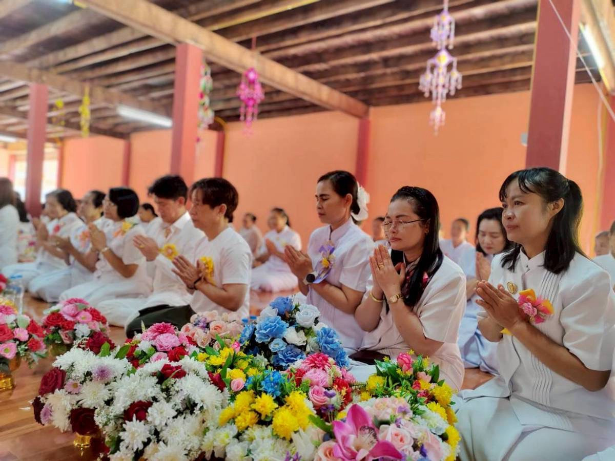 ภาพร่วมพิธีกรรมวัดจันทรประดิษฐาราม