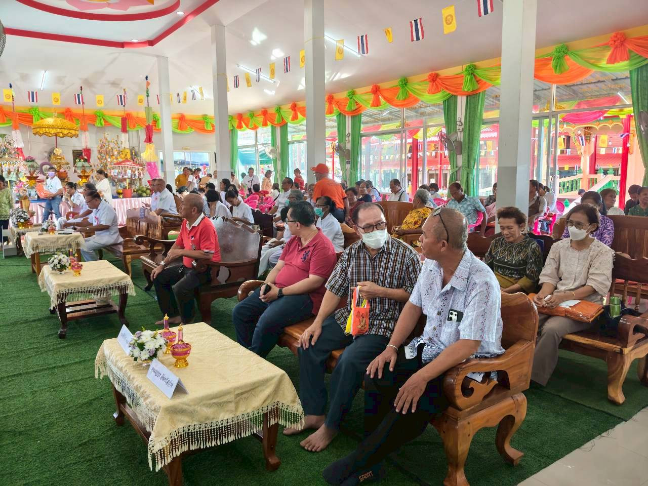 ภาพร่วมพิธีกรรมวัดคลองกลาง