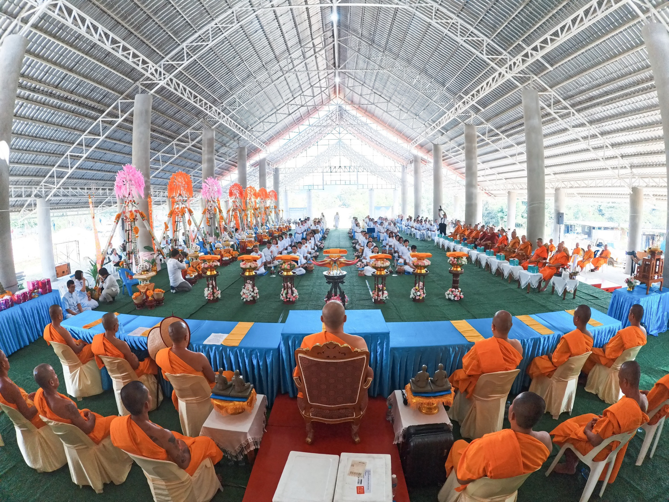 ภาพร่วมพิธีกรรมธุดงคสถานลำพูน