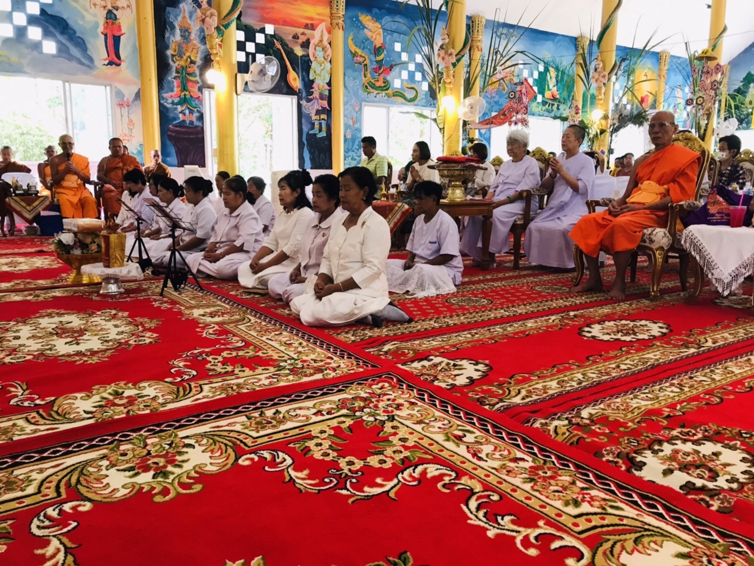 ภาพร่วมพิธีกรรมวัดศรีทรงธรรม