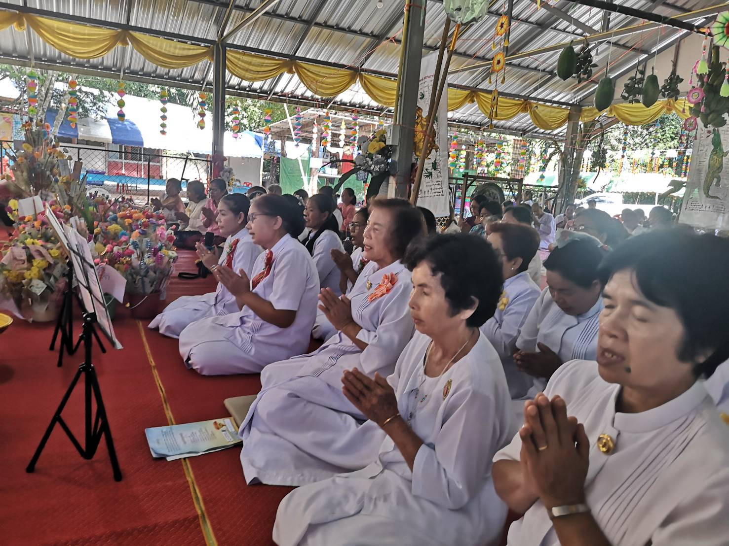 ภาพร่วมพิธีกรรมวัดแก้วเสด็จวนาราม