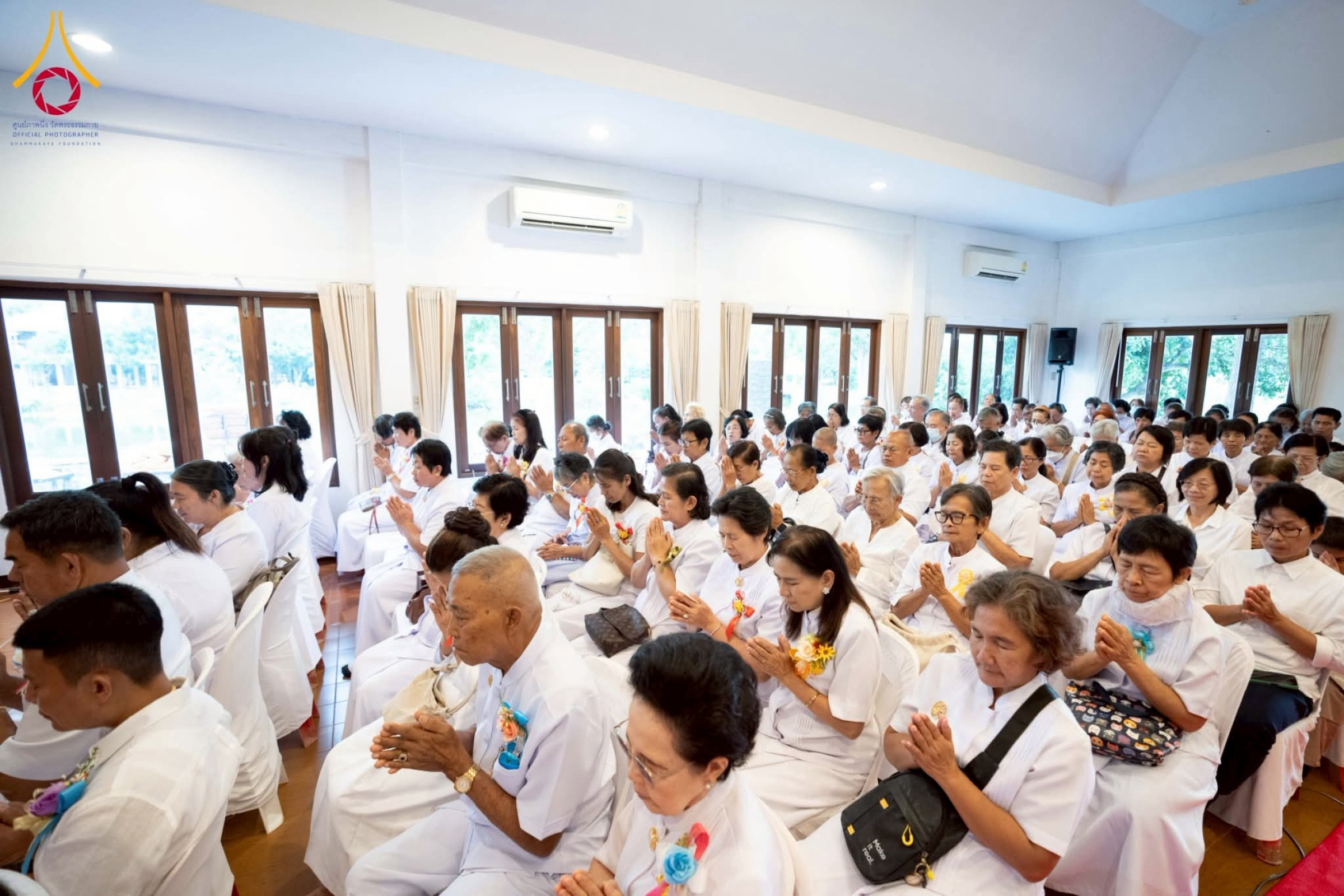 ภาพร่วมพิธีกรรมธุดงคสถานอ่างทอง (สวนศิลาวรรณ)