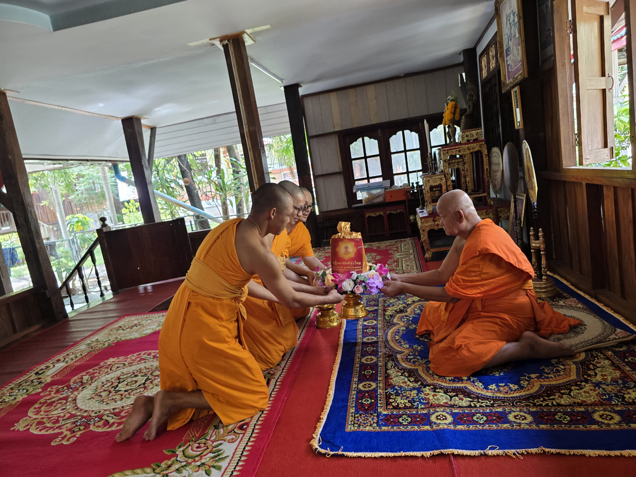 ภาพร่วมพิธีกรรมวัดซับสมอทอด