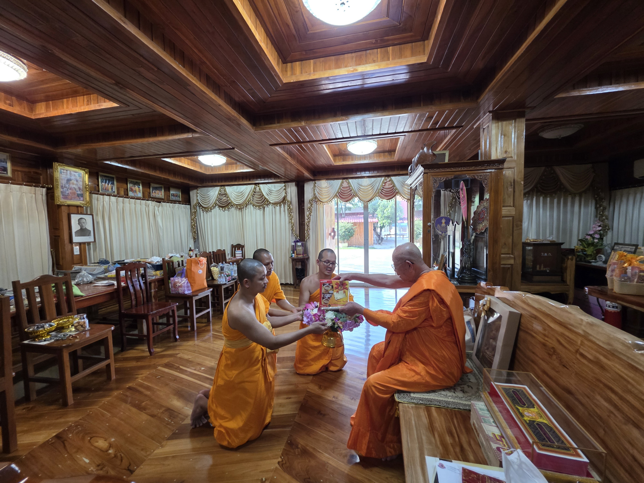 ภาพกล่าวคำถวายกฐินวัดห้วยแก้ว