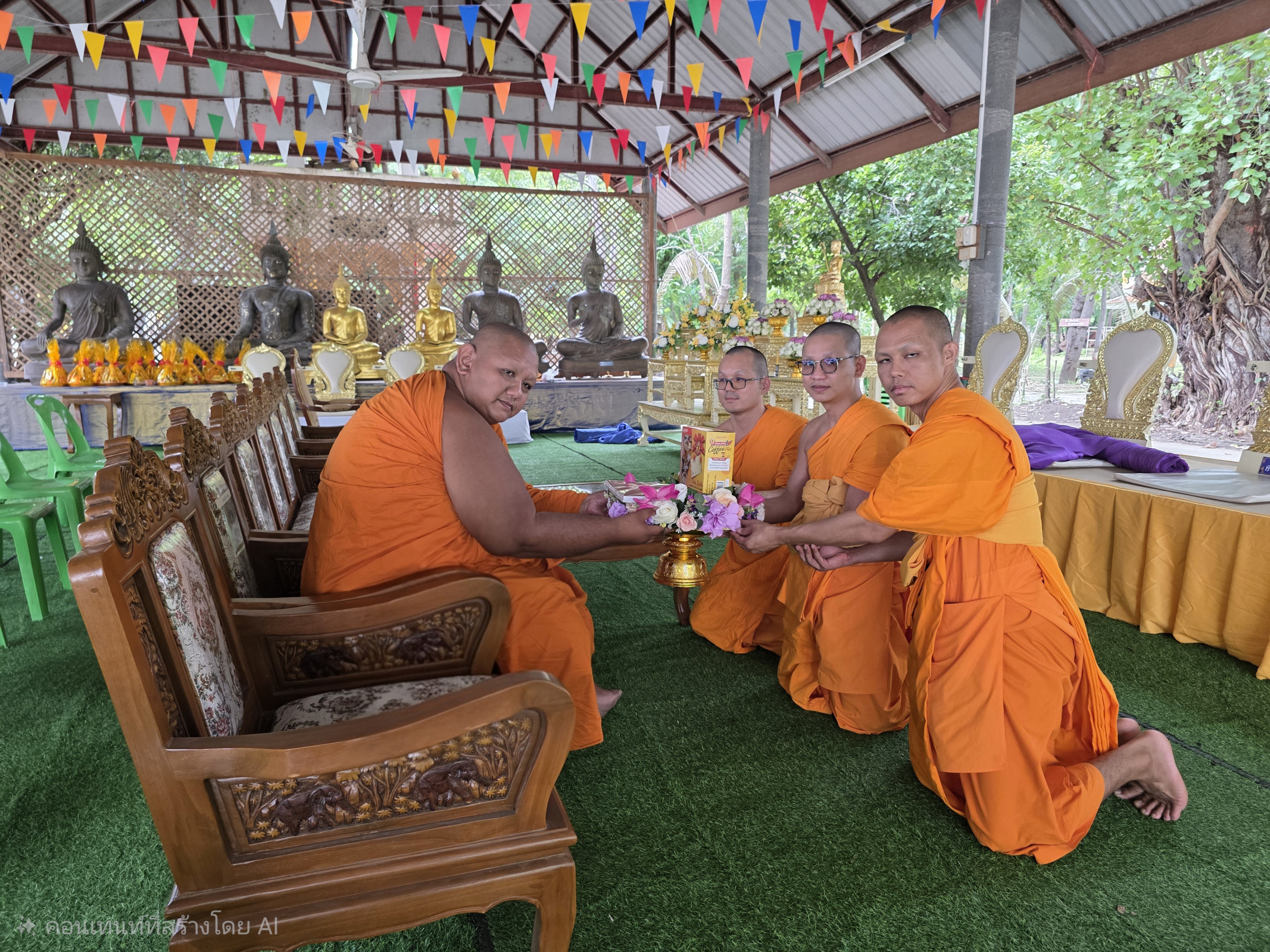 ภาพหมู่ถือพานถวายปัจจัยวัดบึงนาราง
